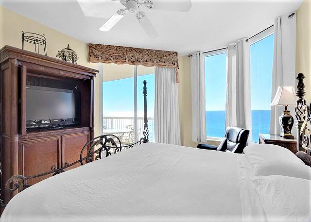 SILVER BEACH TOWERS - Residential