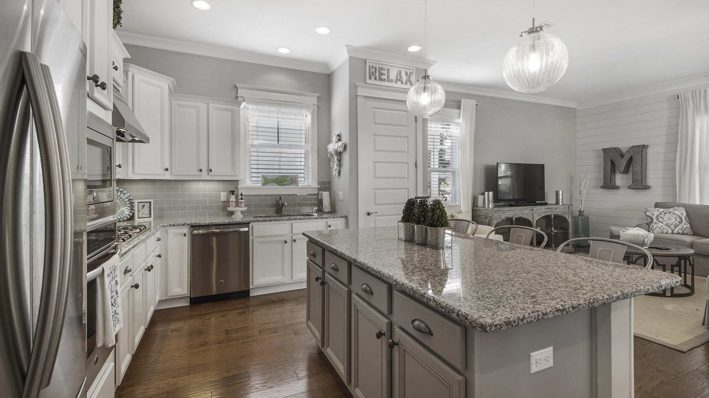 HIGHLAND PARKS - Residential