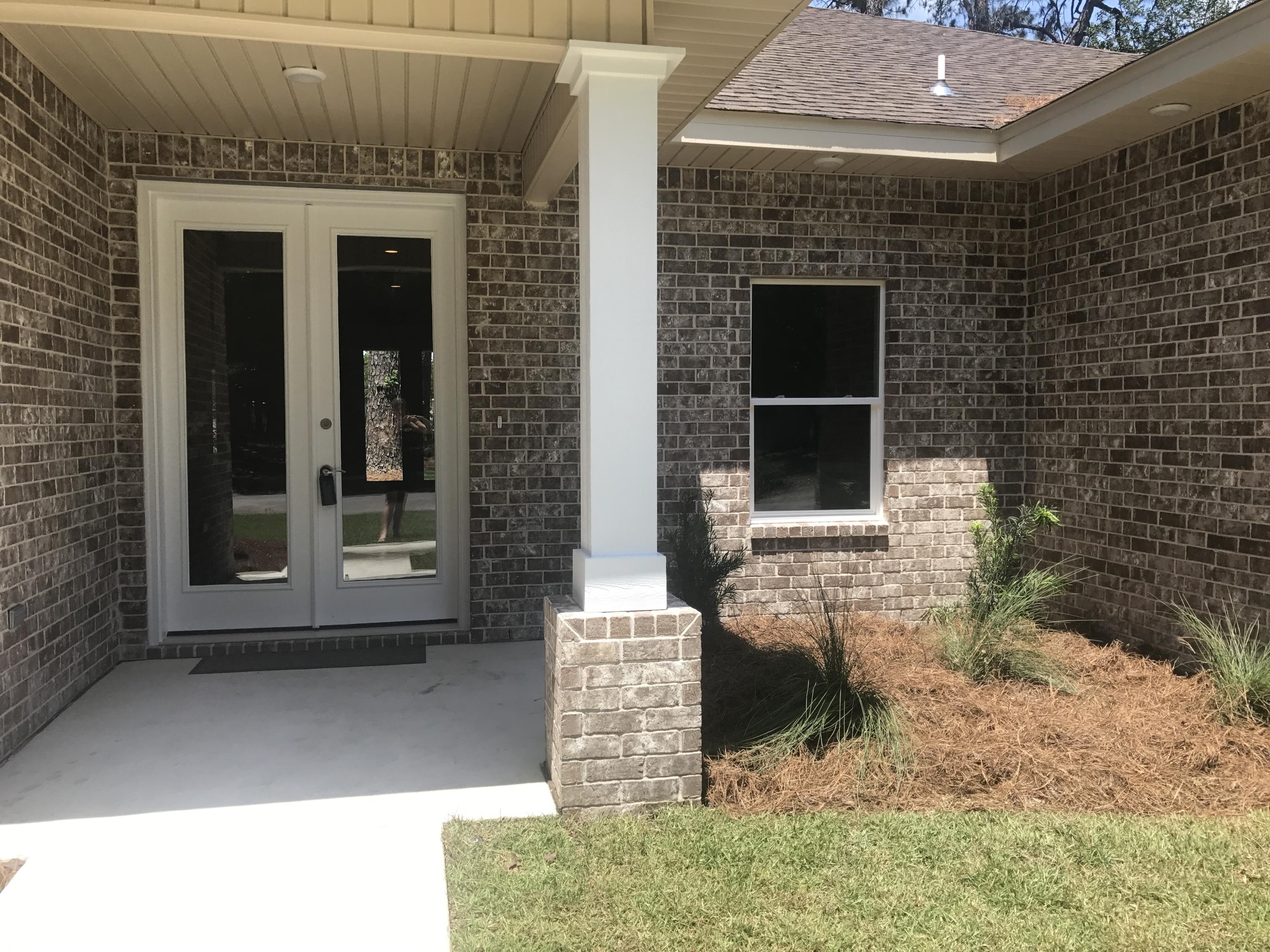 ELLIOTTS POINT - Residential