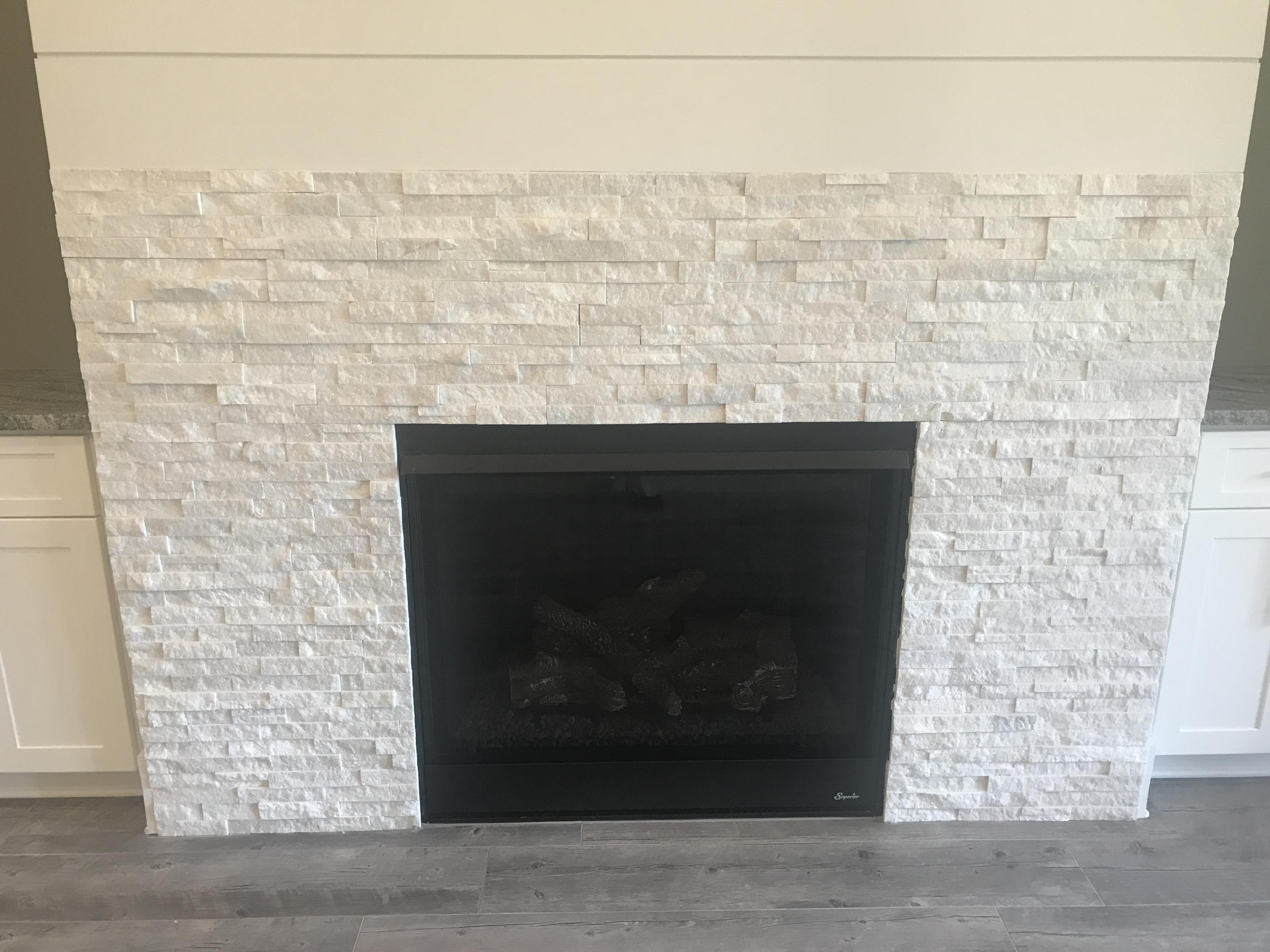 ELLIOTTS POINT - Residential