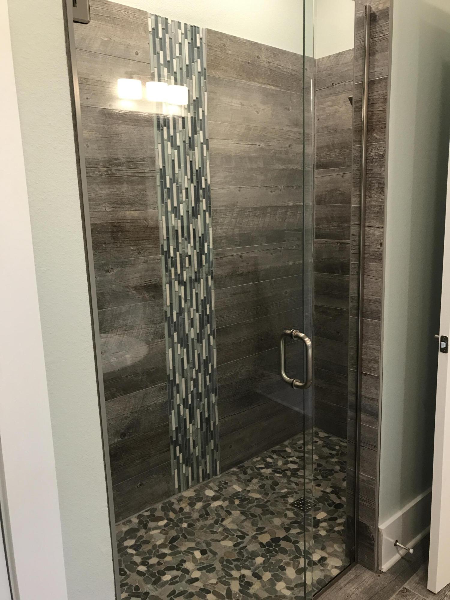 ELLIOTTS POINT - Residential