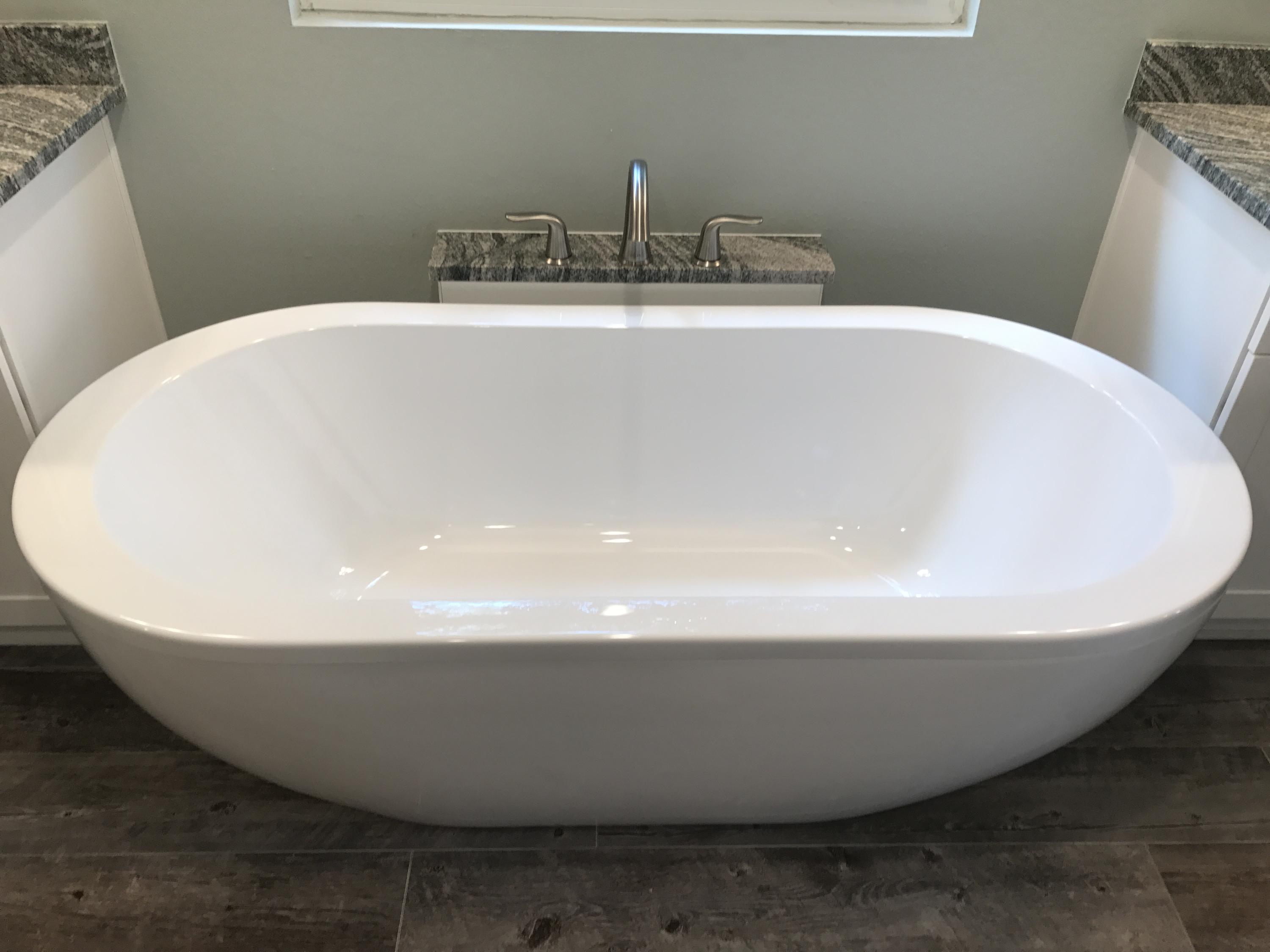 ELLIOTTS POINT - Residential