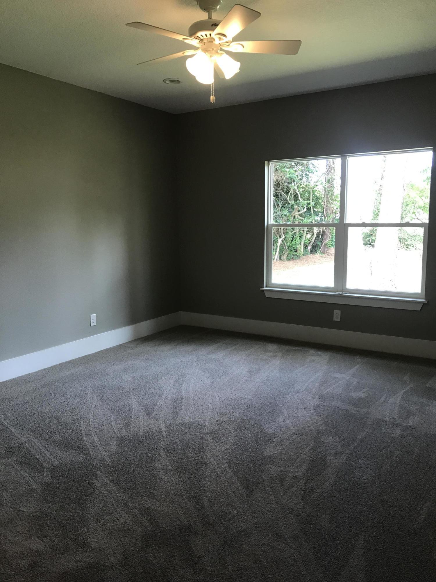 ELLIOTTS POINT - Residential