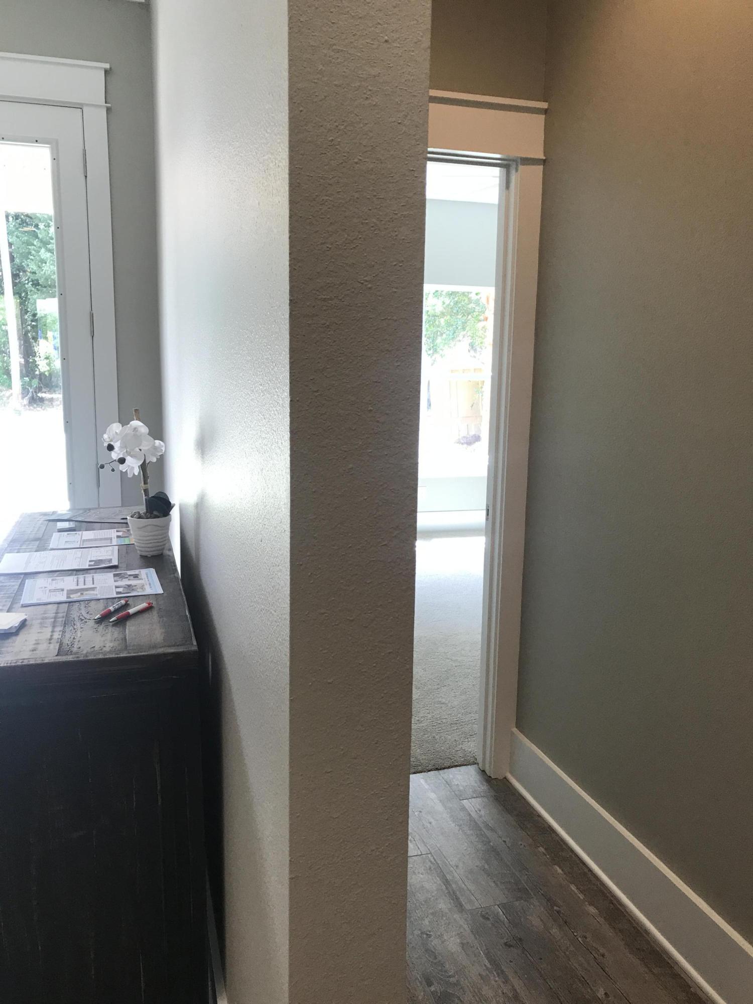 ELLIOTTS POINT - Residential