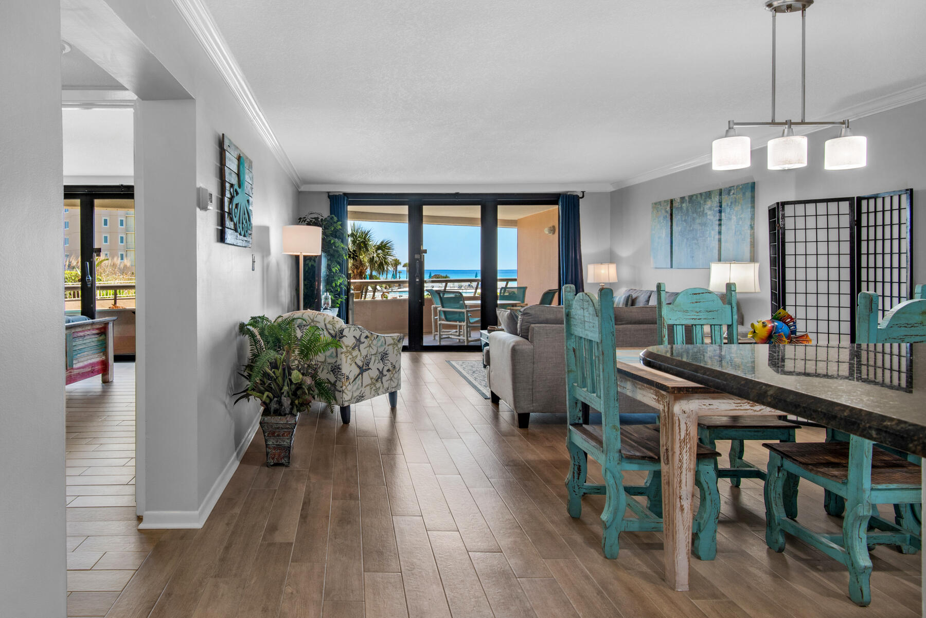 EDGEWATER BEACH - Residential