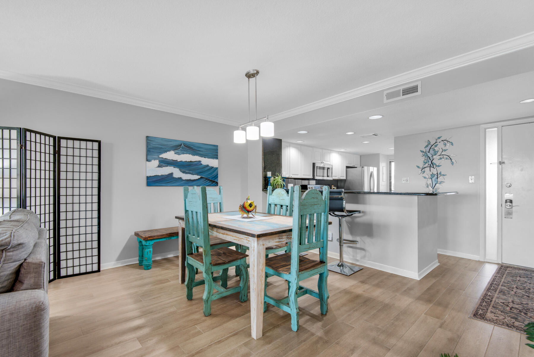 EDGEWATER BEACH - Residential