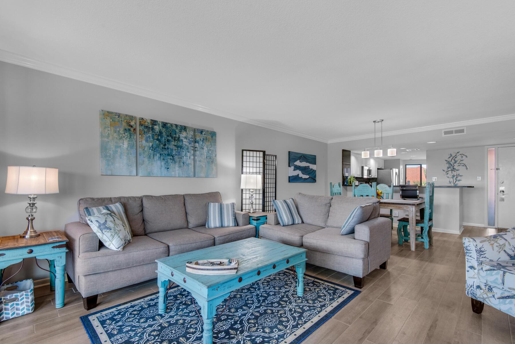 EDGEWATER BEACH - Residential