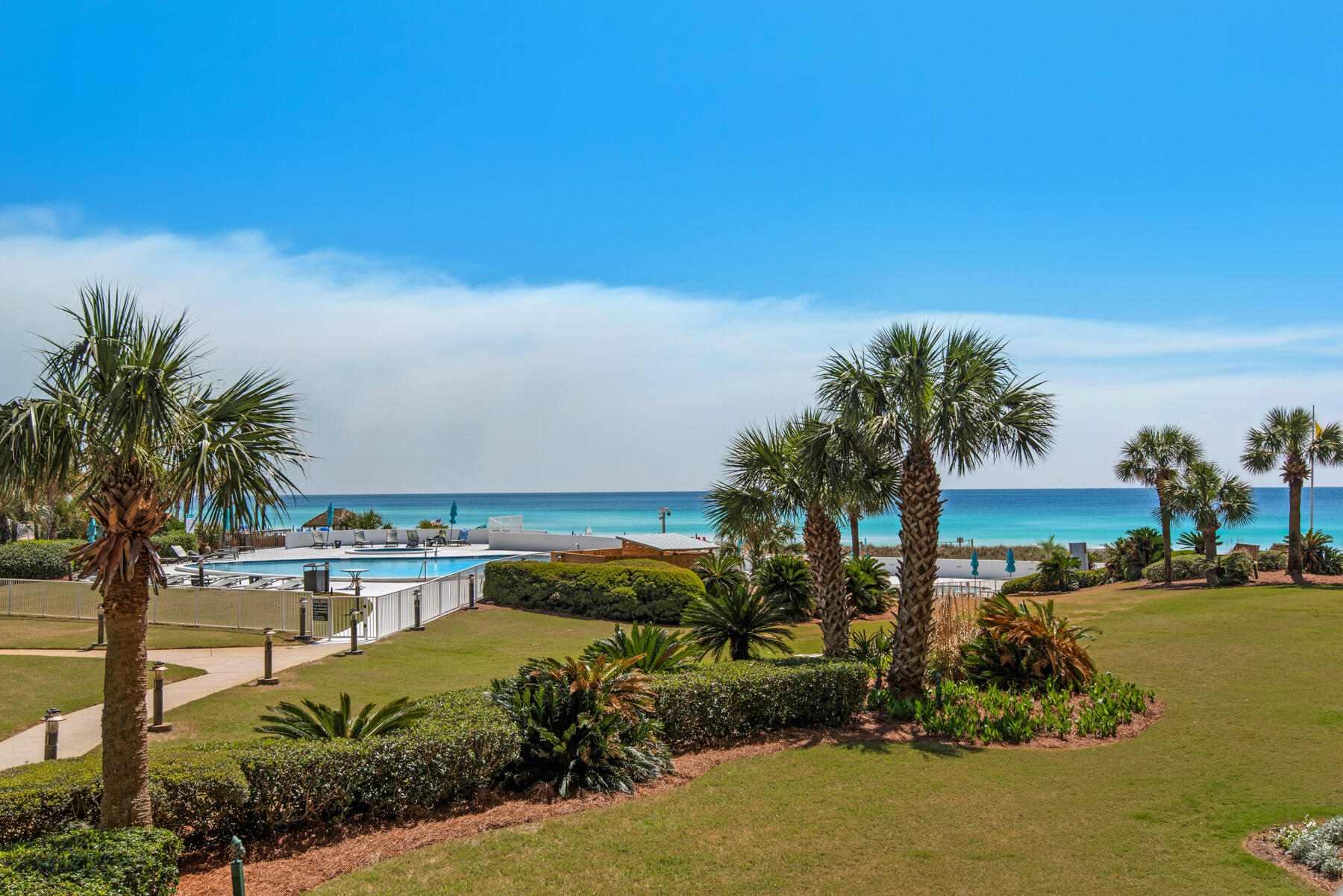 EDGEWATER BEACH - Residential