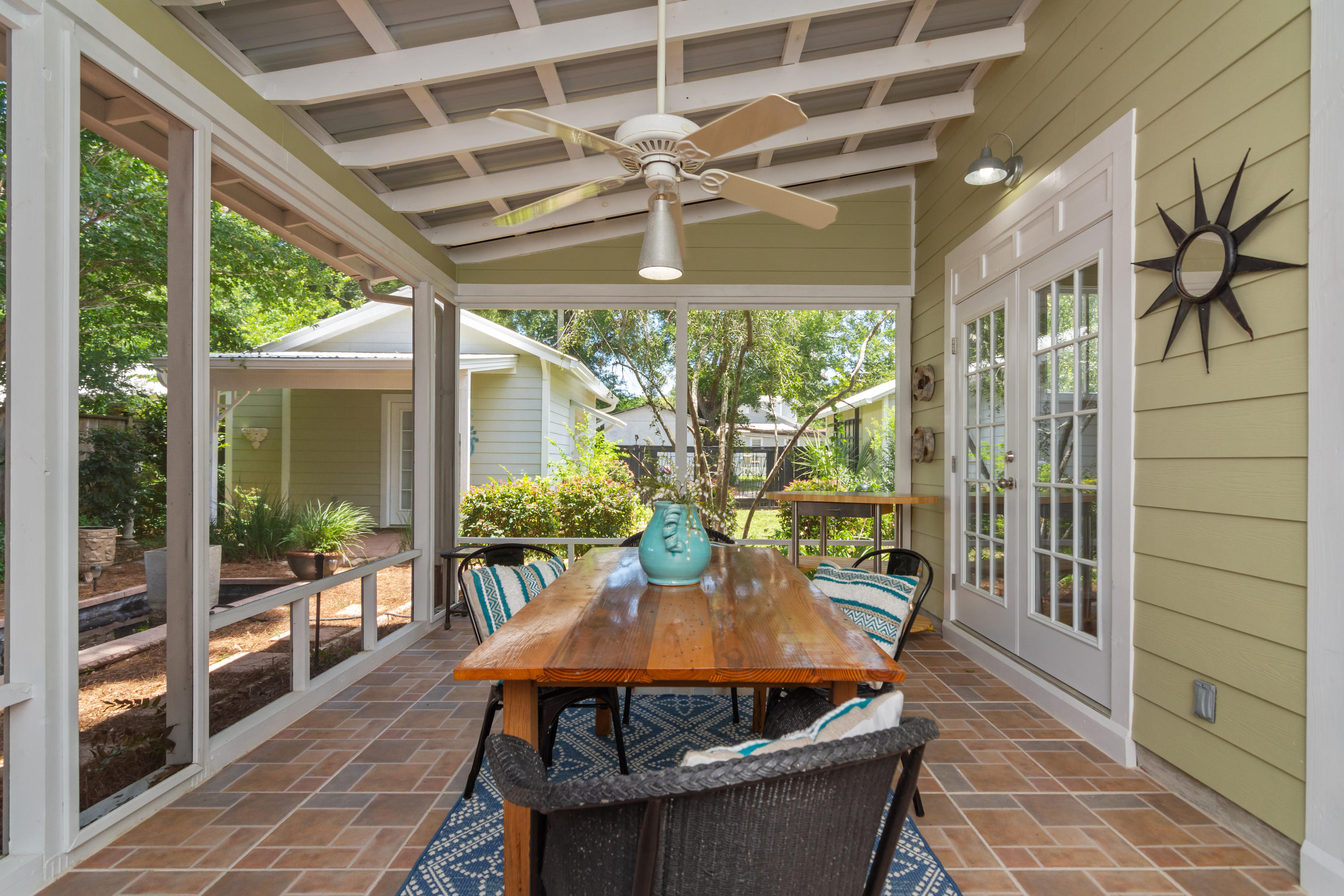 TOWN OF DEFUNIAK SPRINGS - Residential