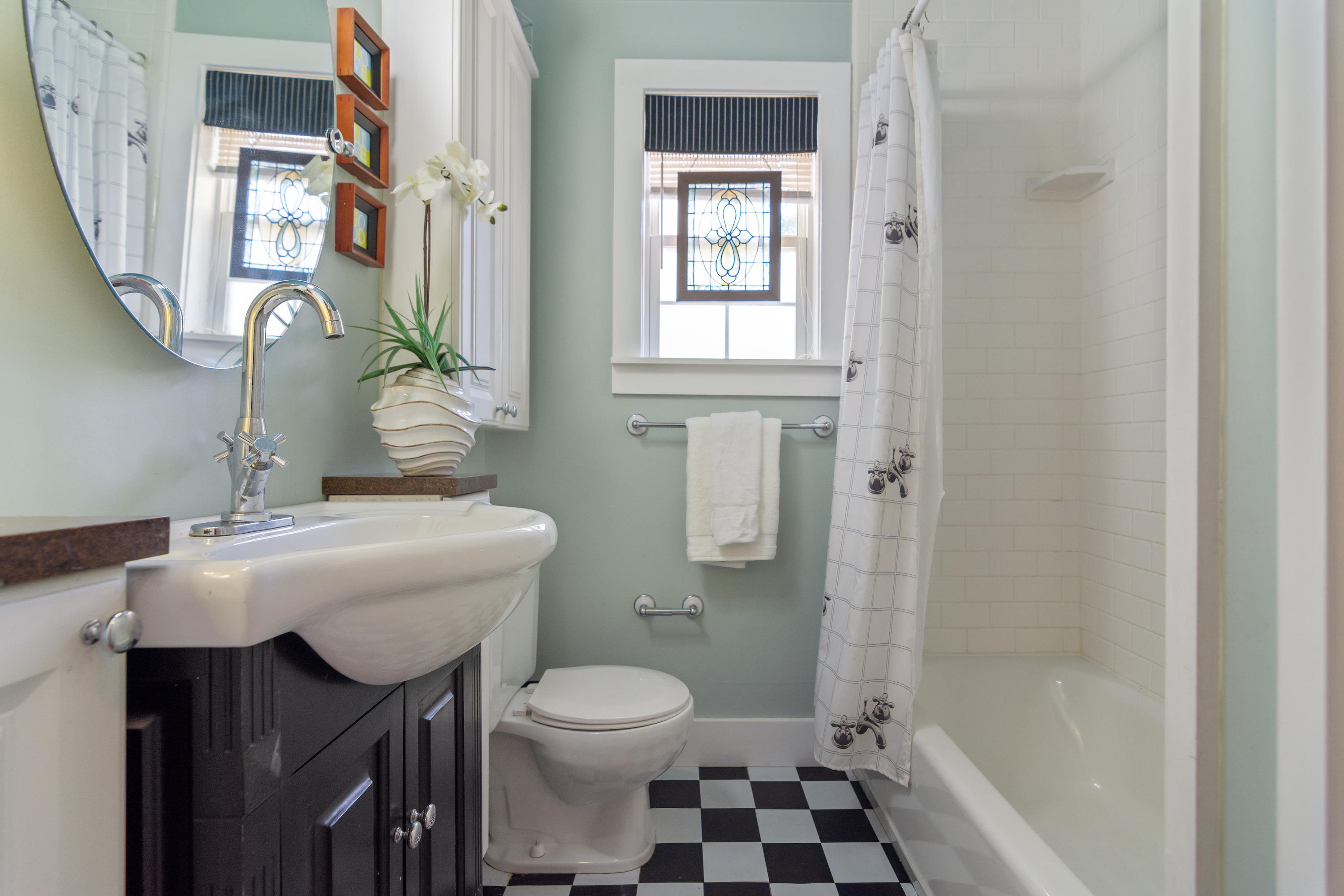 TOWN OF DEFUNIAK SPRINGS - Residential