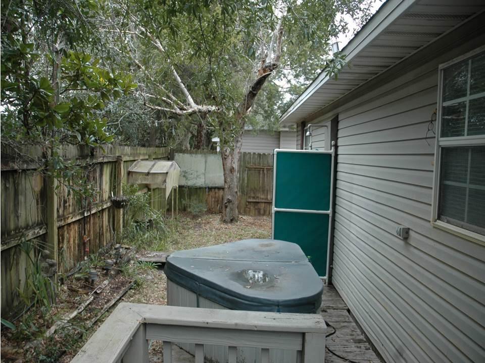 COVENTRY CORNERS - Residential