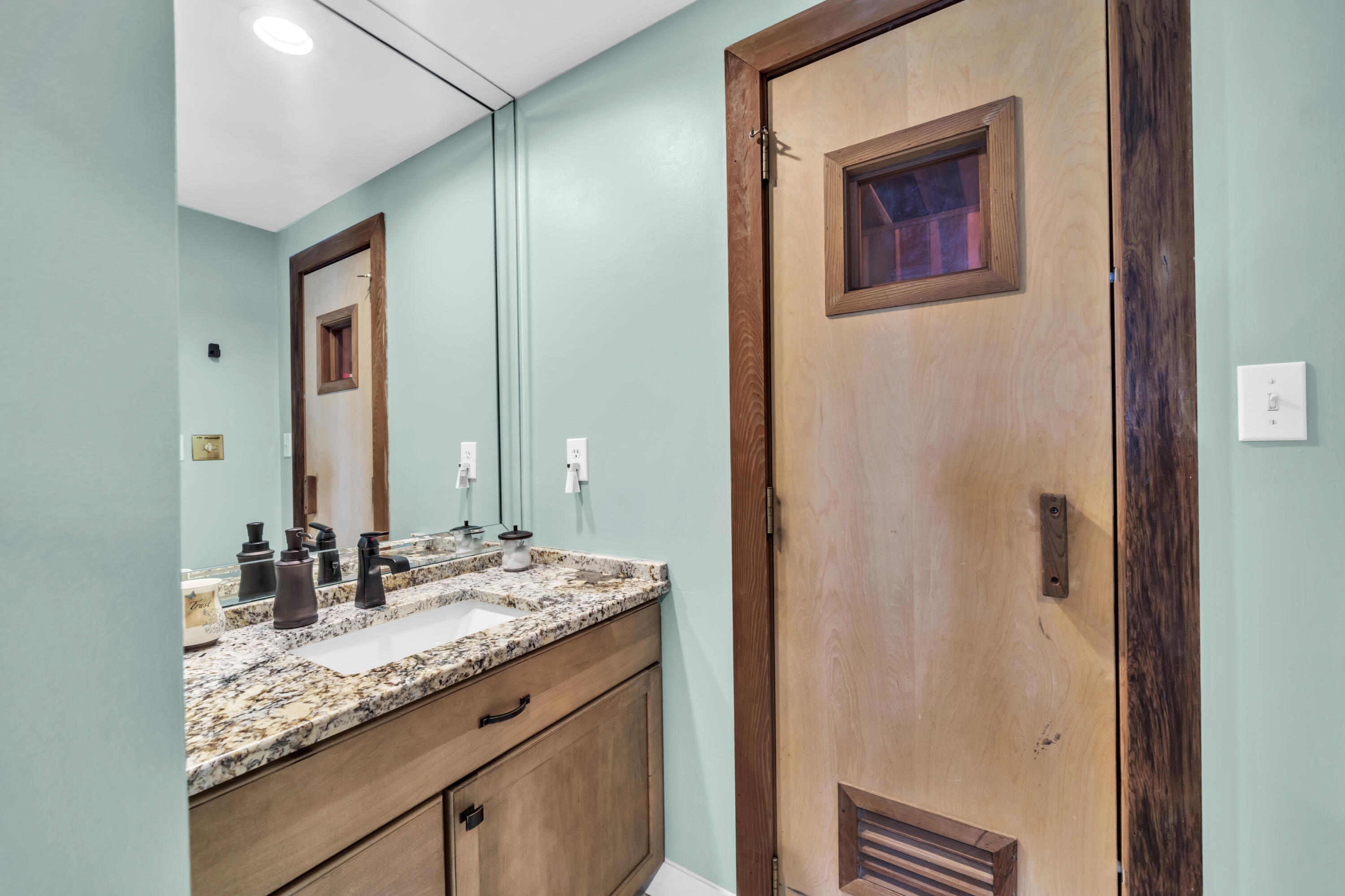 DESTIN YACHT CLUB - Residential