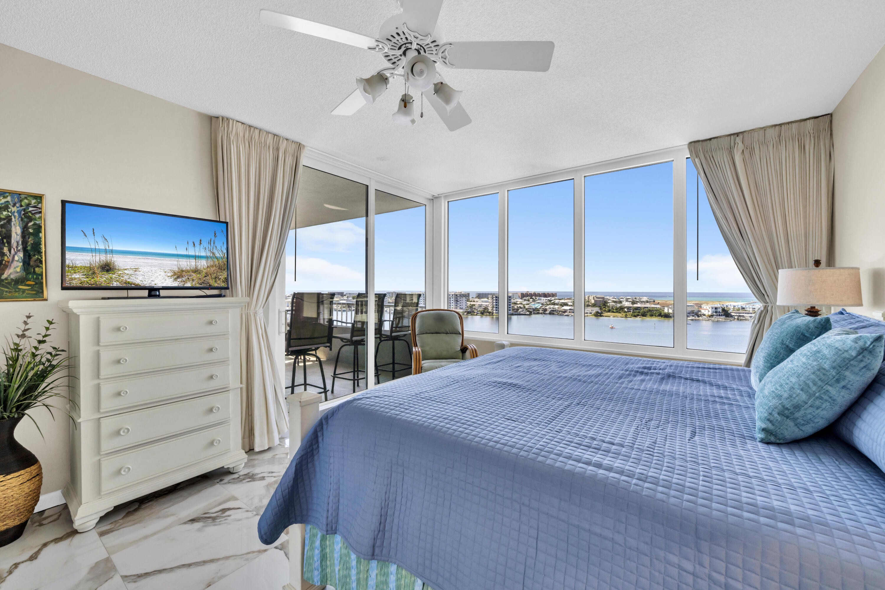 DESTIN YACHT CLUB - Residential