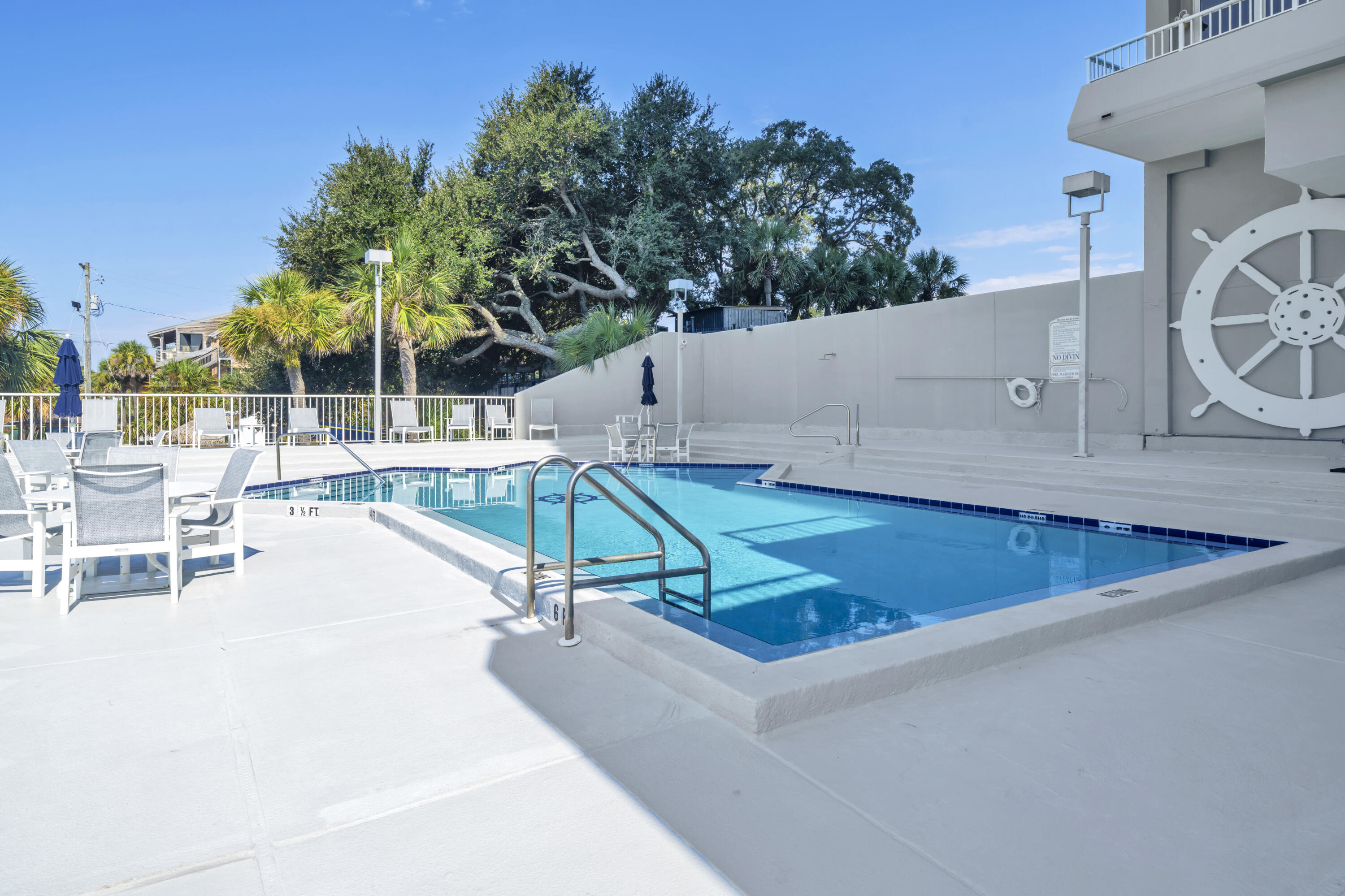 DESTIN YACHT CLUB - Residential