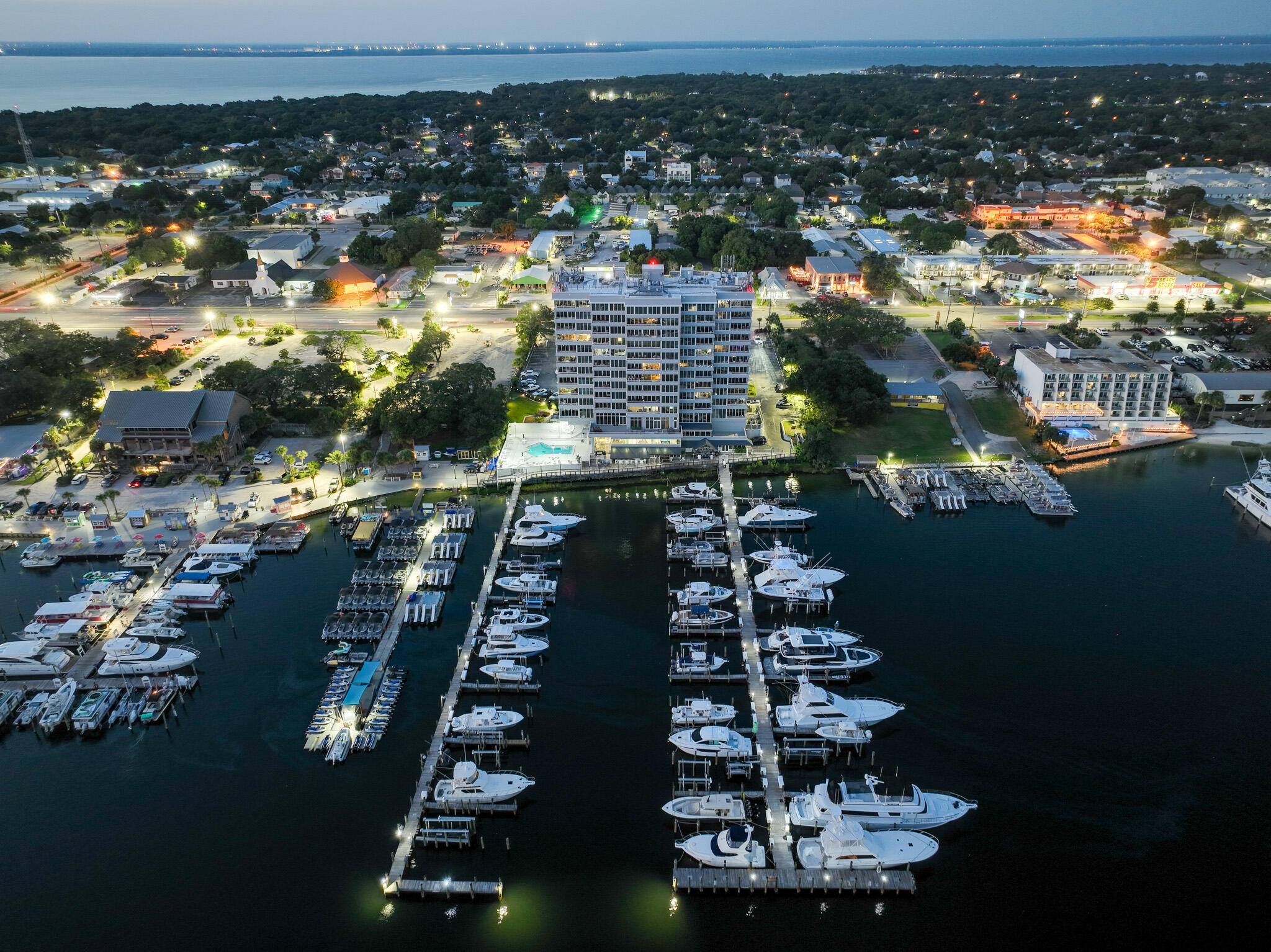 DESTIN YACHT CLUB - Residential