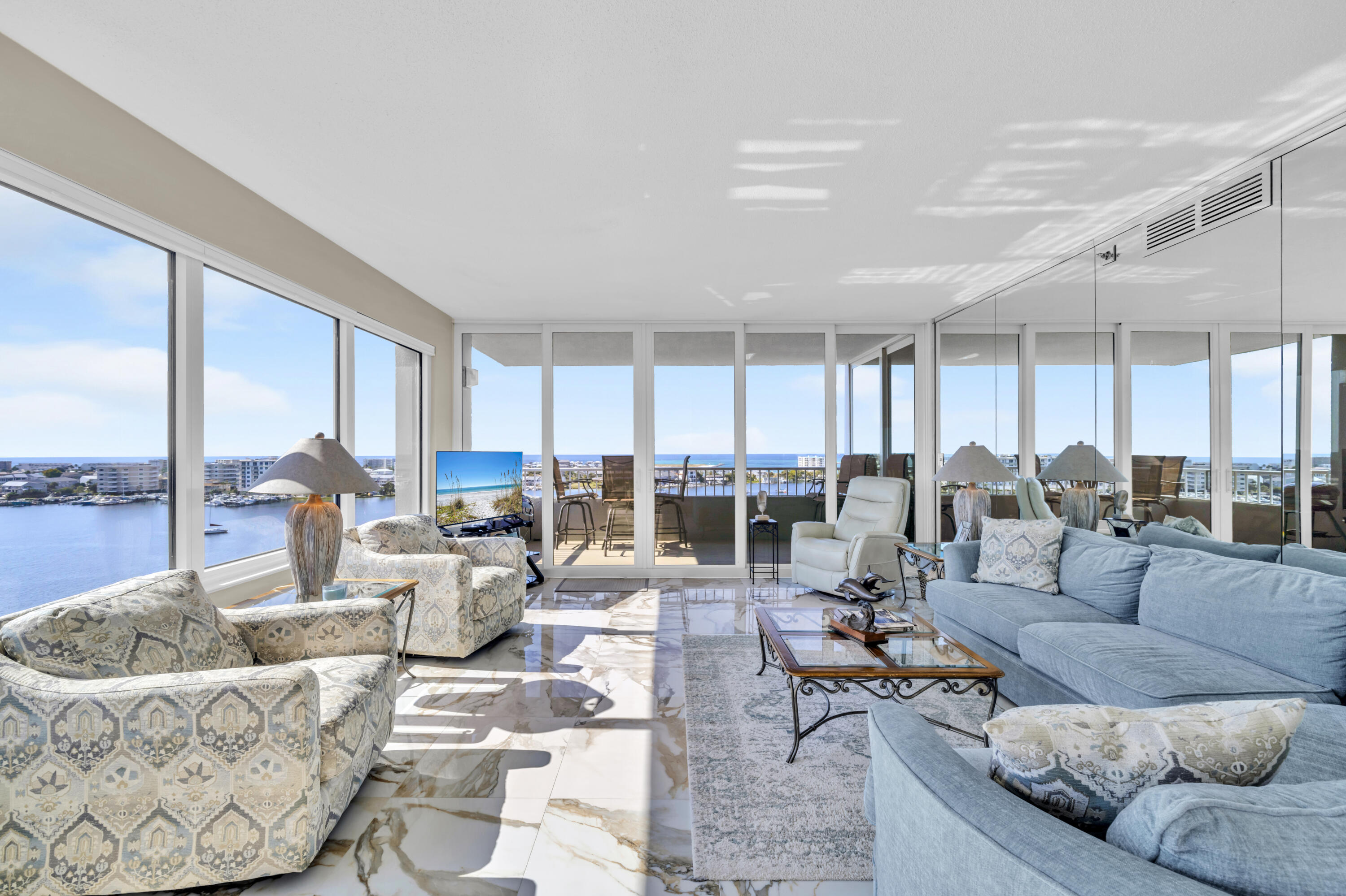 DESTIN YACHT CLUB - Residential