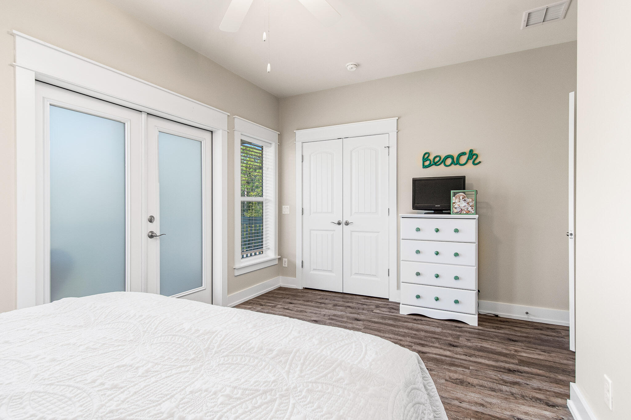 WHITES GULFVIEW ESTATES 2ND ADDN - Residential