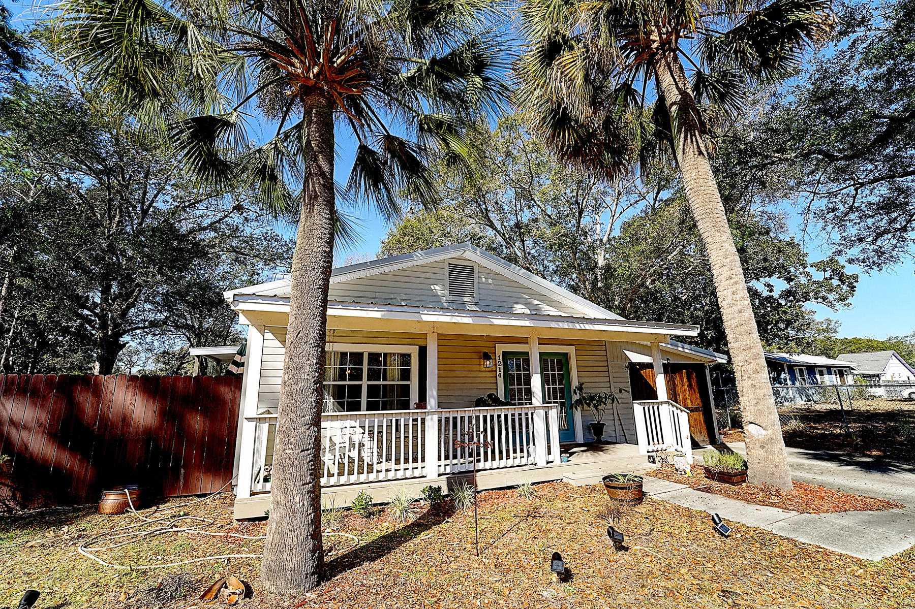 LYNN HAVEN - Residential