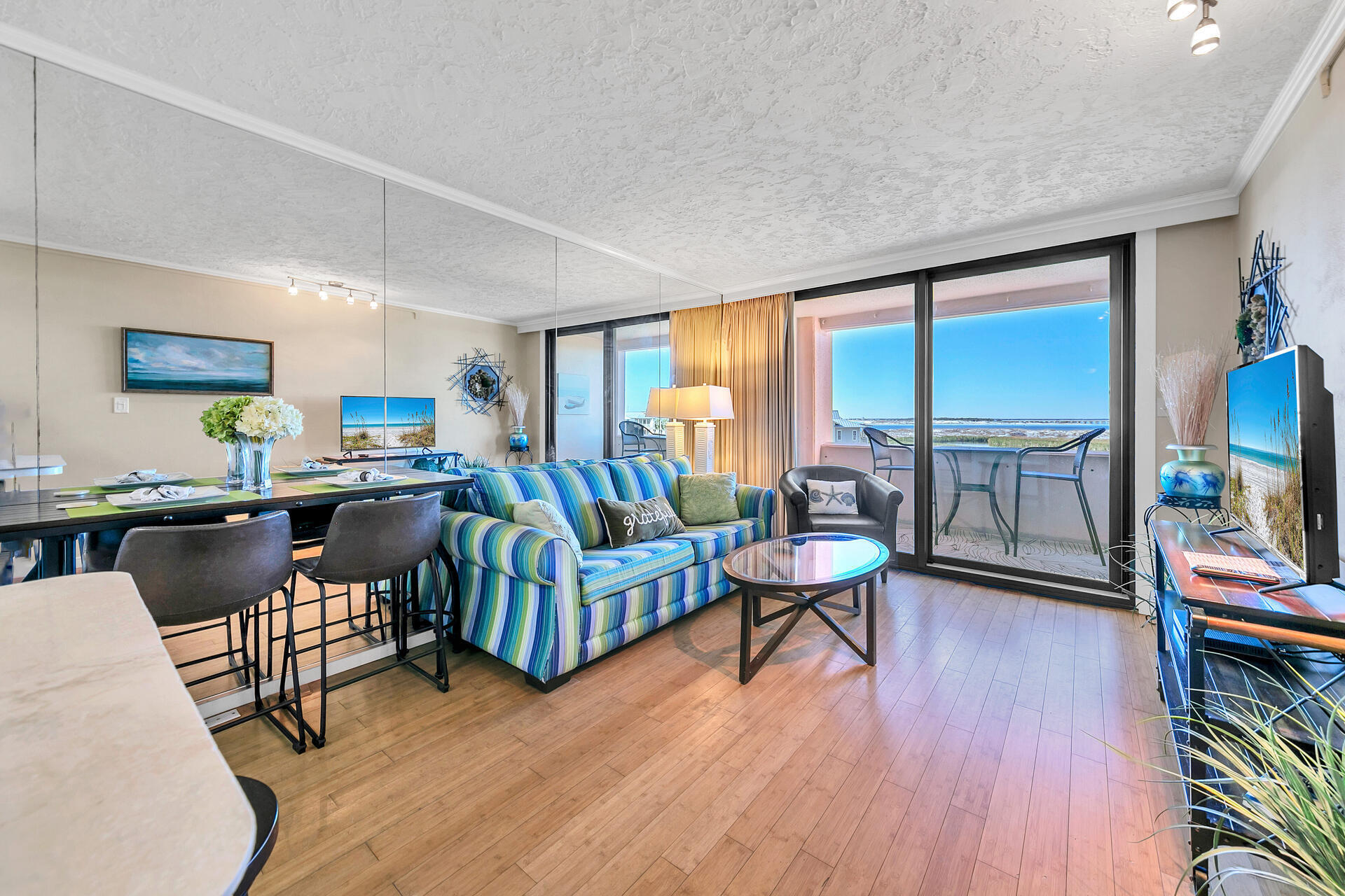 Jetty East Condominium - Residential