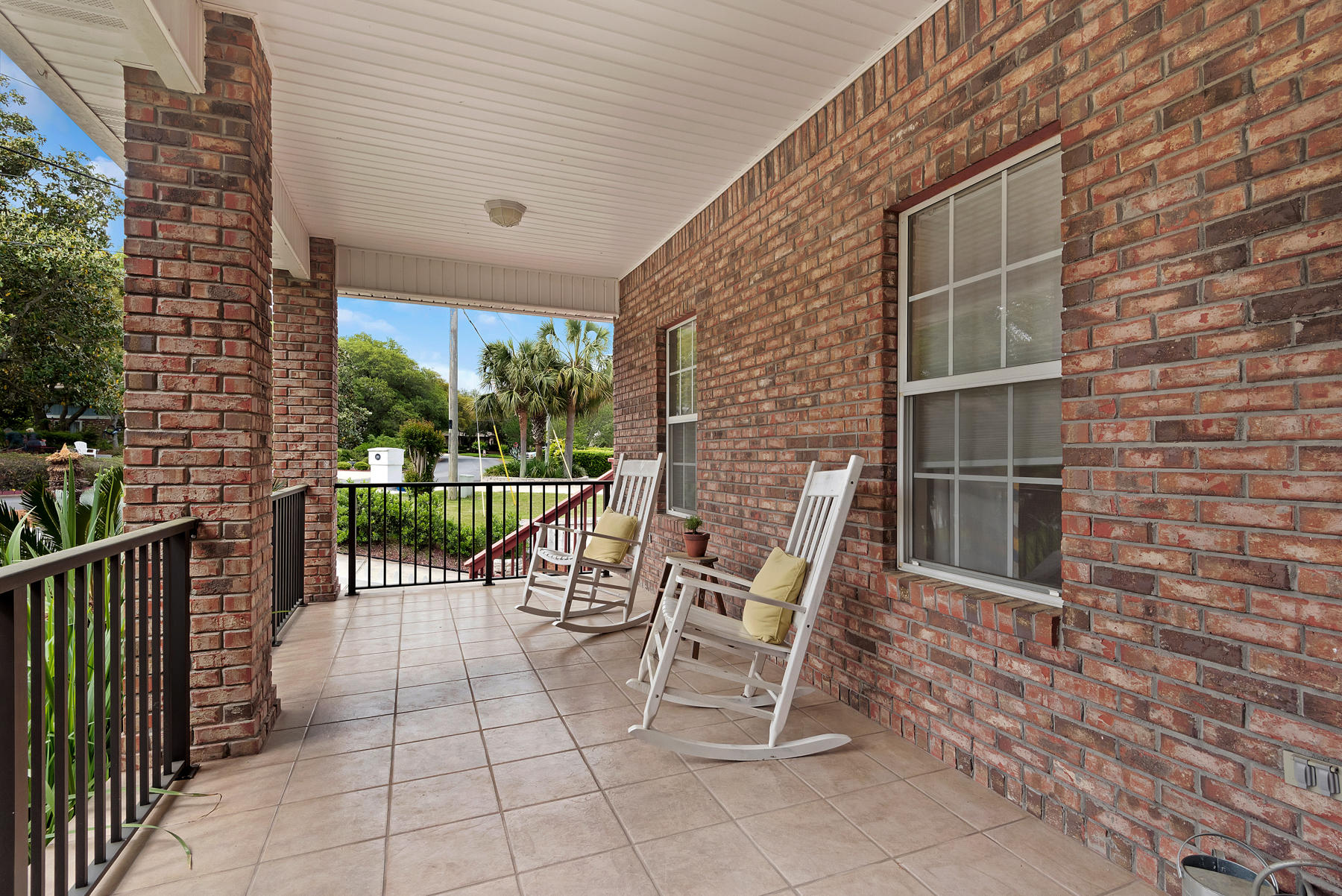 LAKE LORRAINE GARDENS - Residential