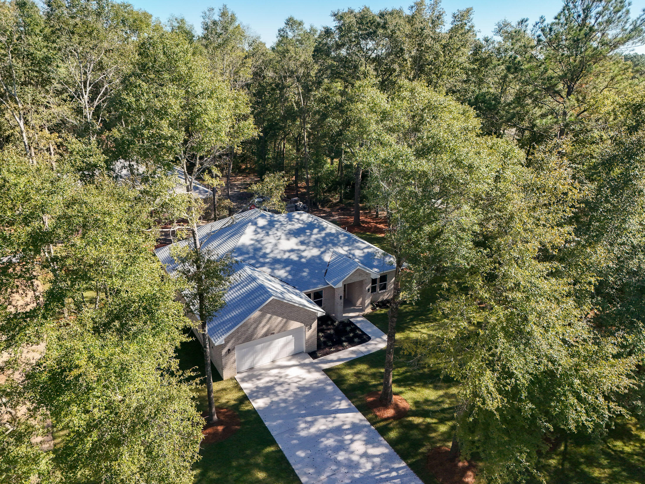 LAKE JUNIPER ESTATES - Residential