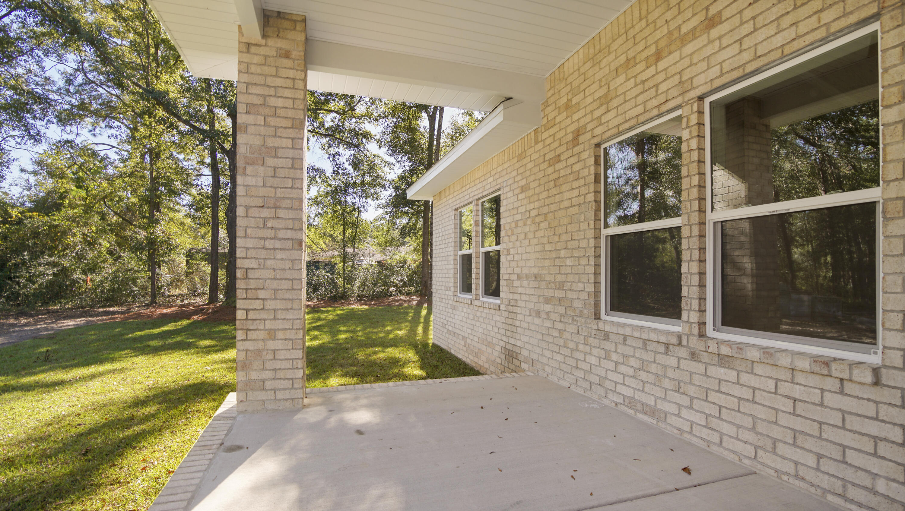 LAKE JUNIPER ESTATES - Residential