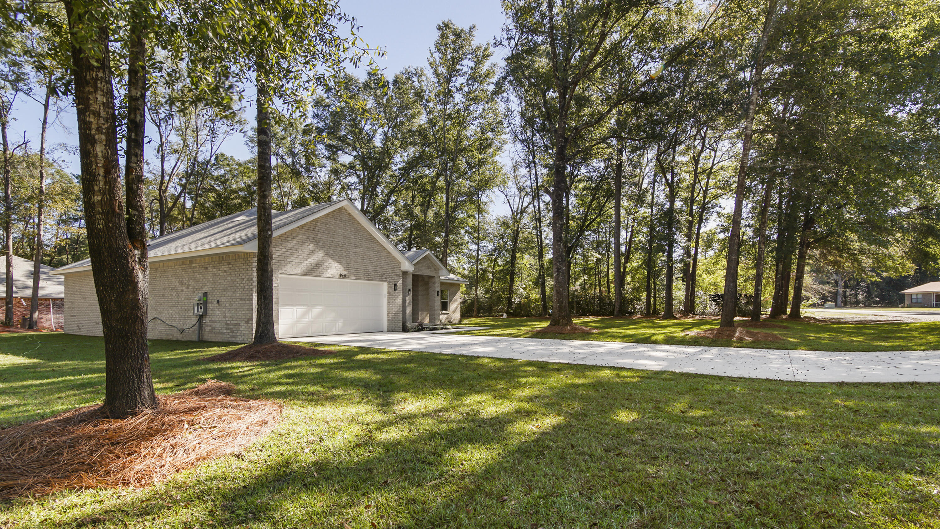 LAKE JUNIPER ESTATES - Residential