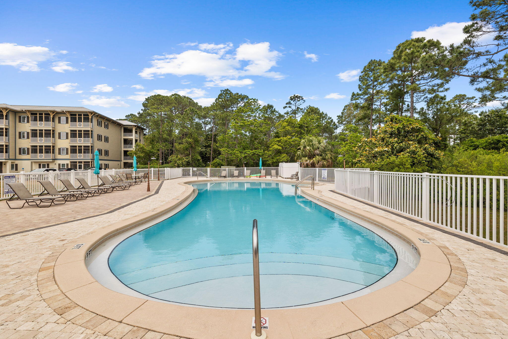 SEAGROVE HIGHLANDS - Residential Lease