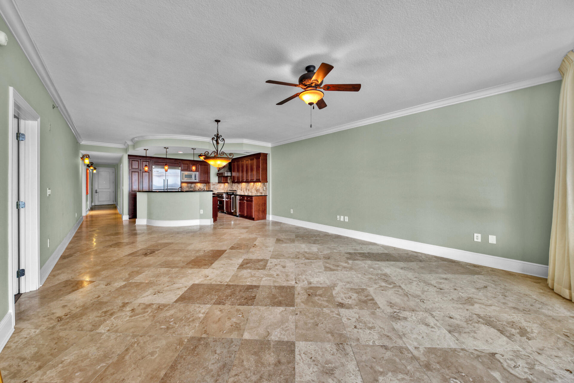 BELLA RIVA - Residential