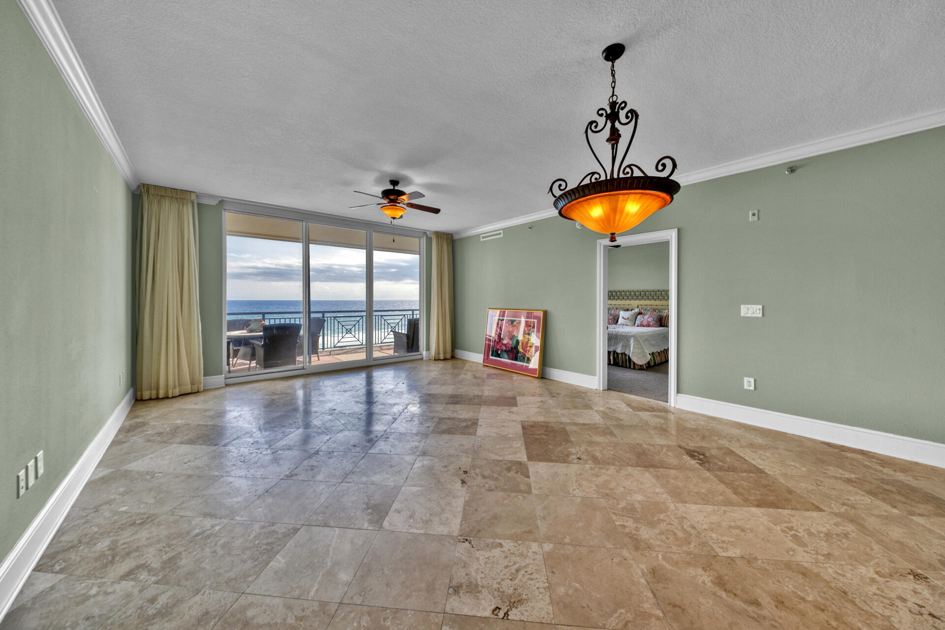 BELLA RIVA - Residential