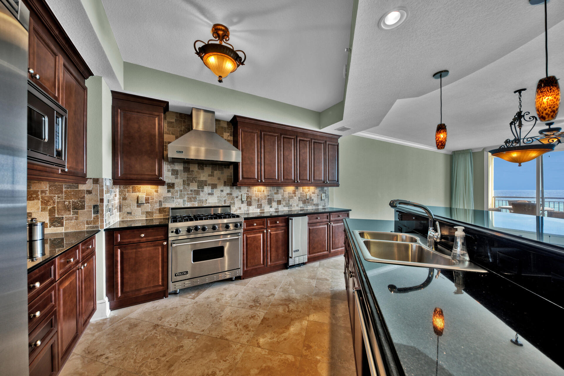 BELLA RIVA - Residential