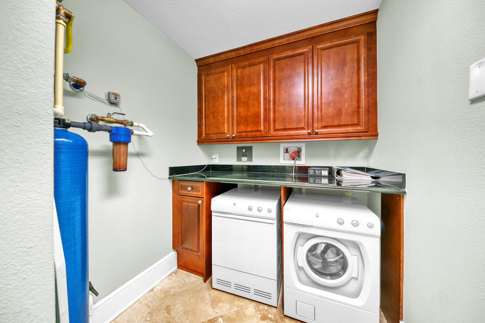 BELLA RIVA - Residential