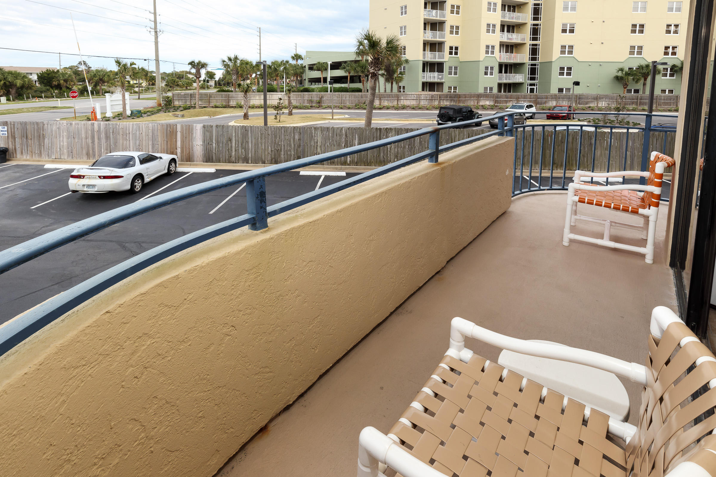 NAUTILUS CONDOMINIUM - Residential