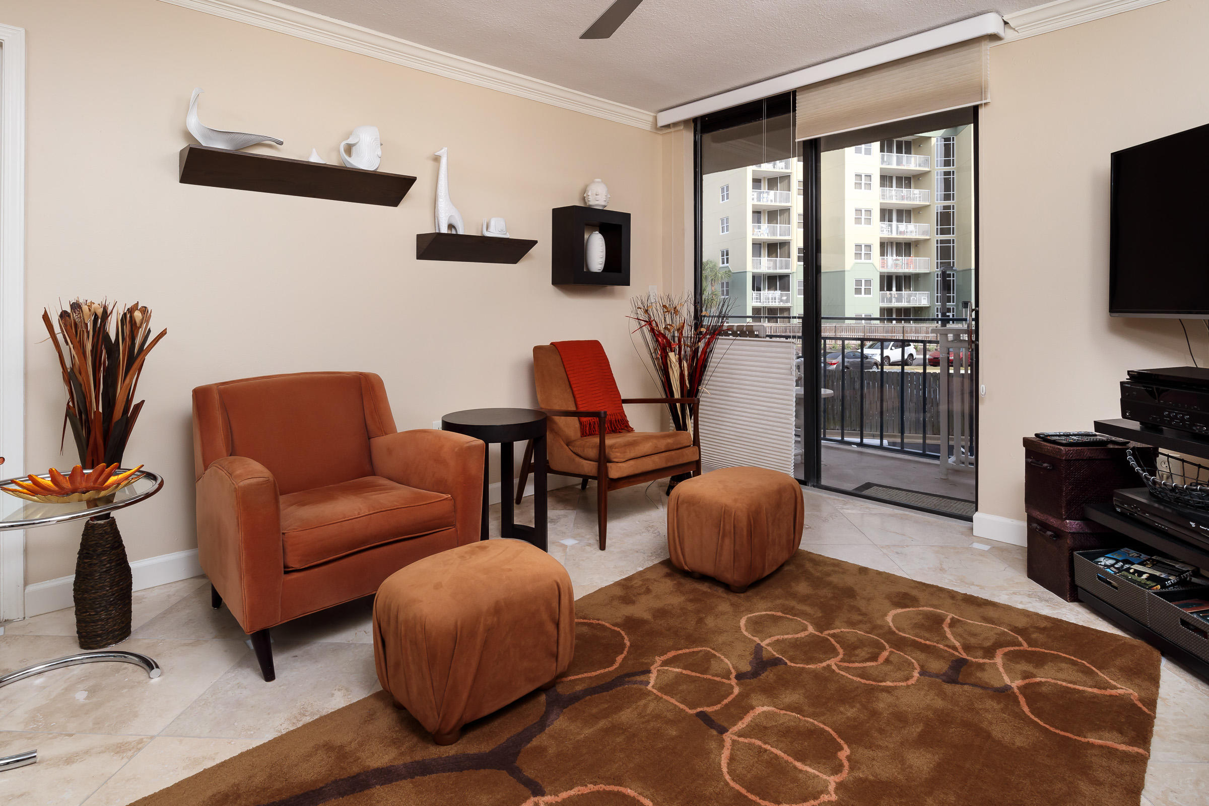 NAUTILUS CONDOMINIUM - Residential