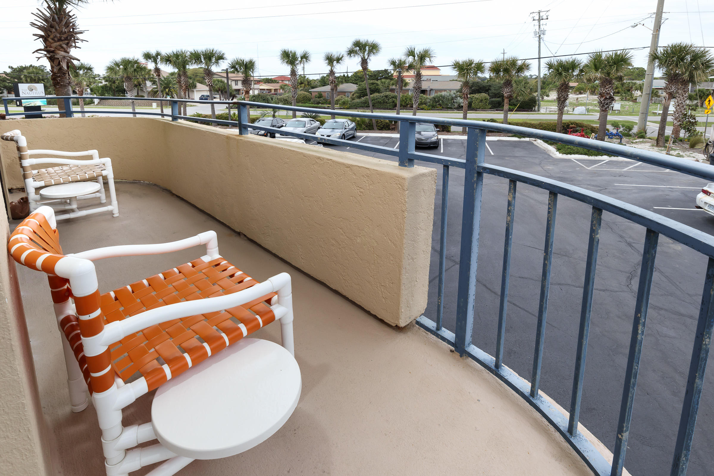 NAUTILUS CONDOMINIUM - Residential