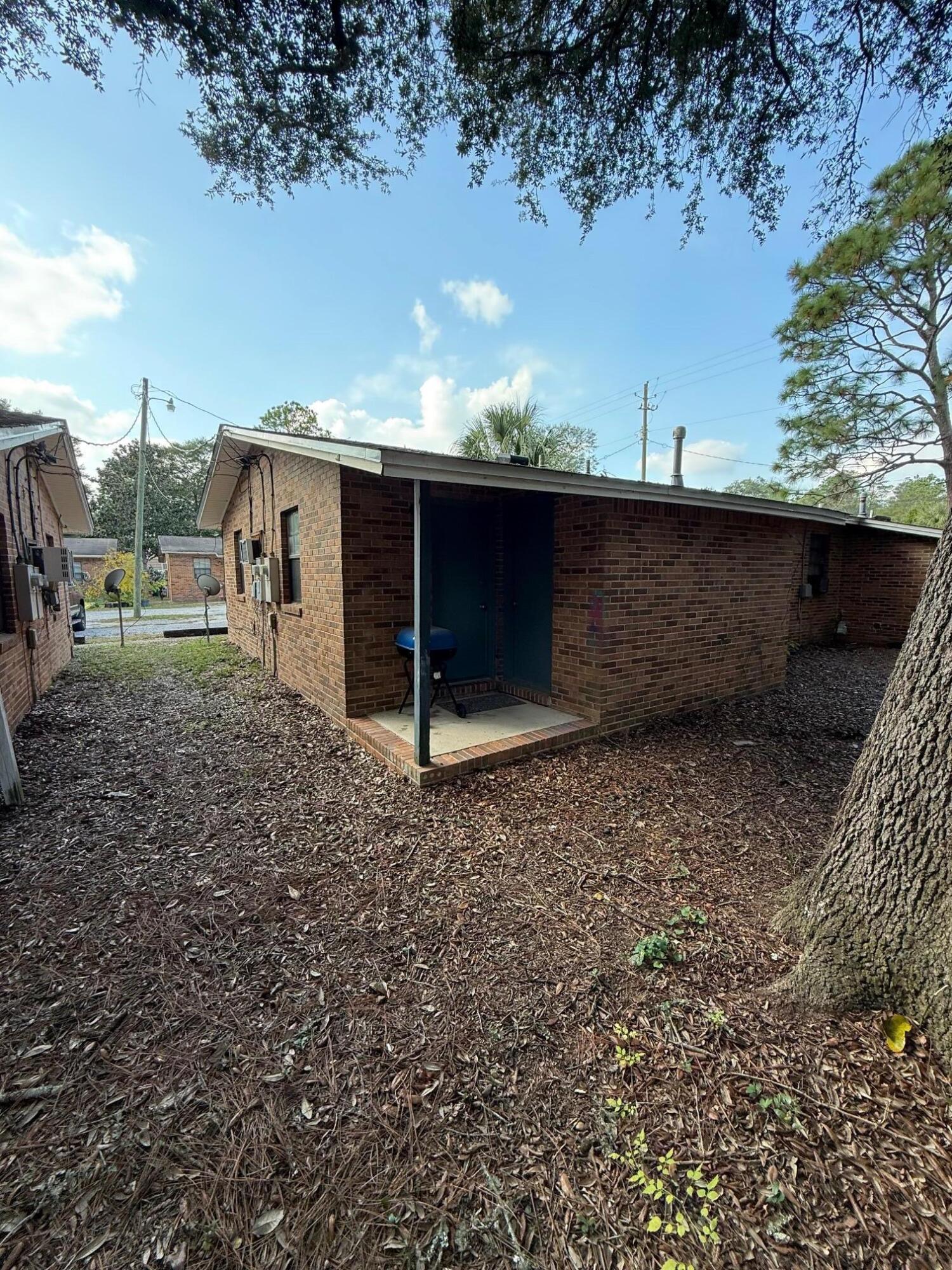 THE MASTERS APTS. - Residential Lease