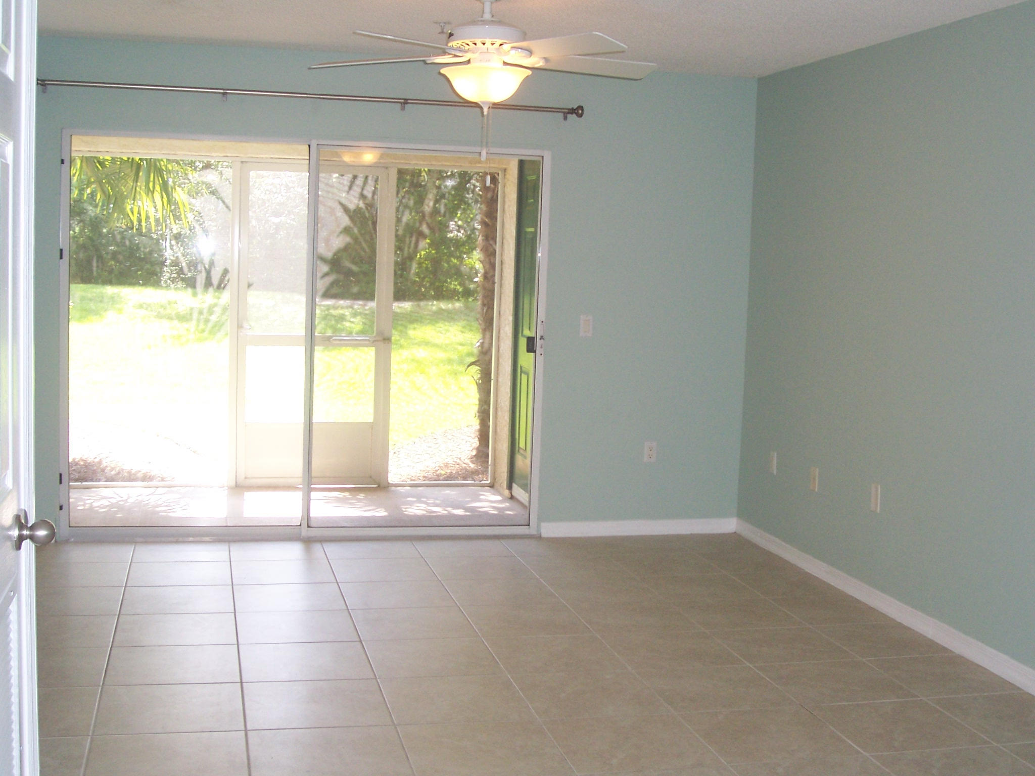 FLORIDA CLUB CONDOMINIUMS - Residential Lease