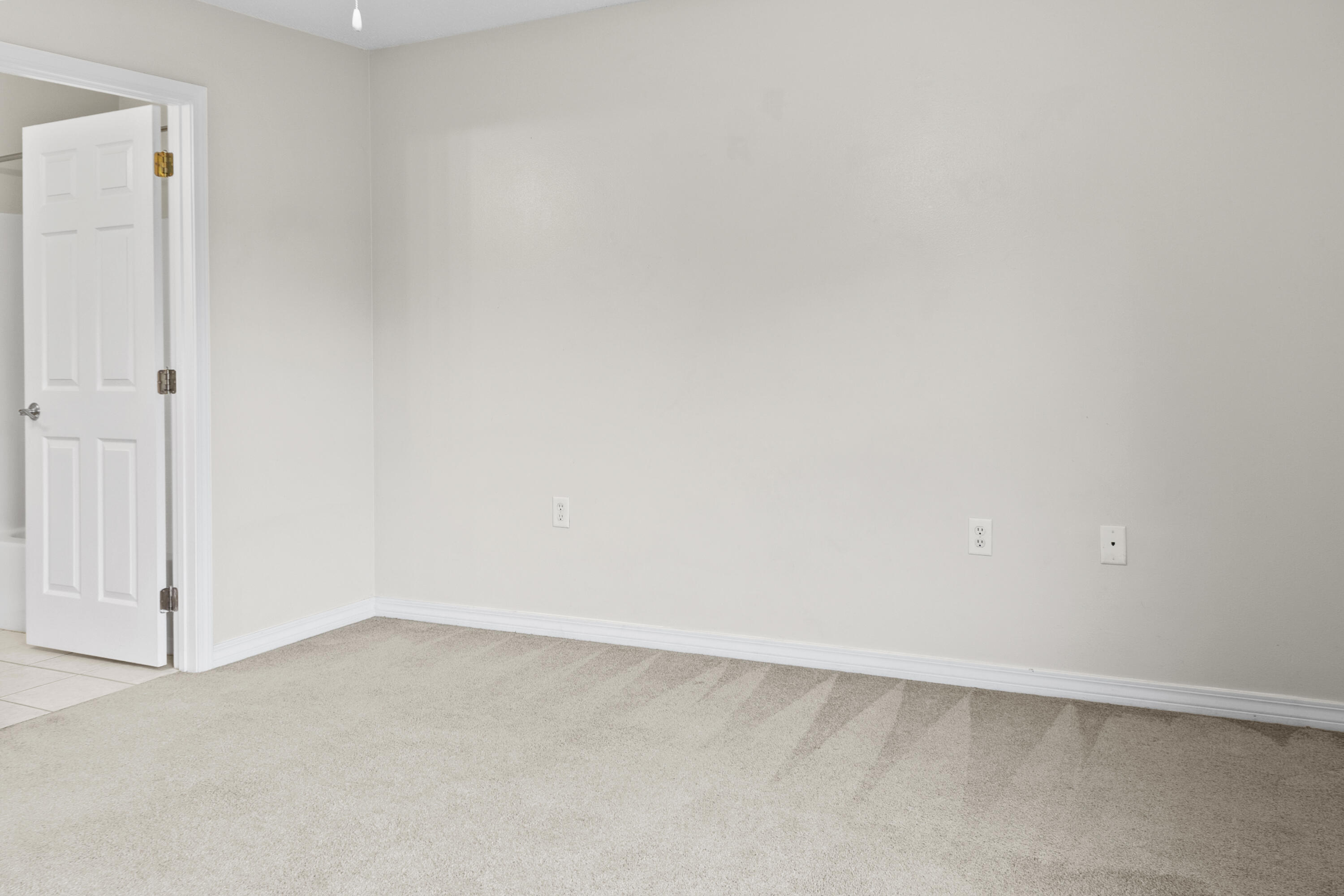 OAK PARK TOWNHOMES - Residential