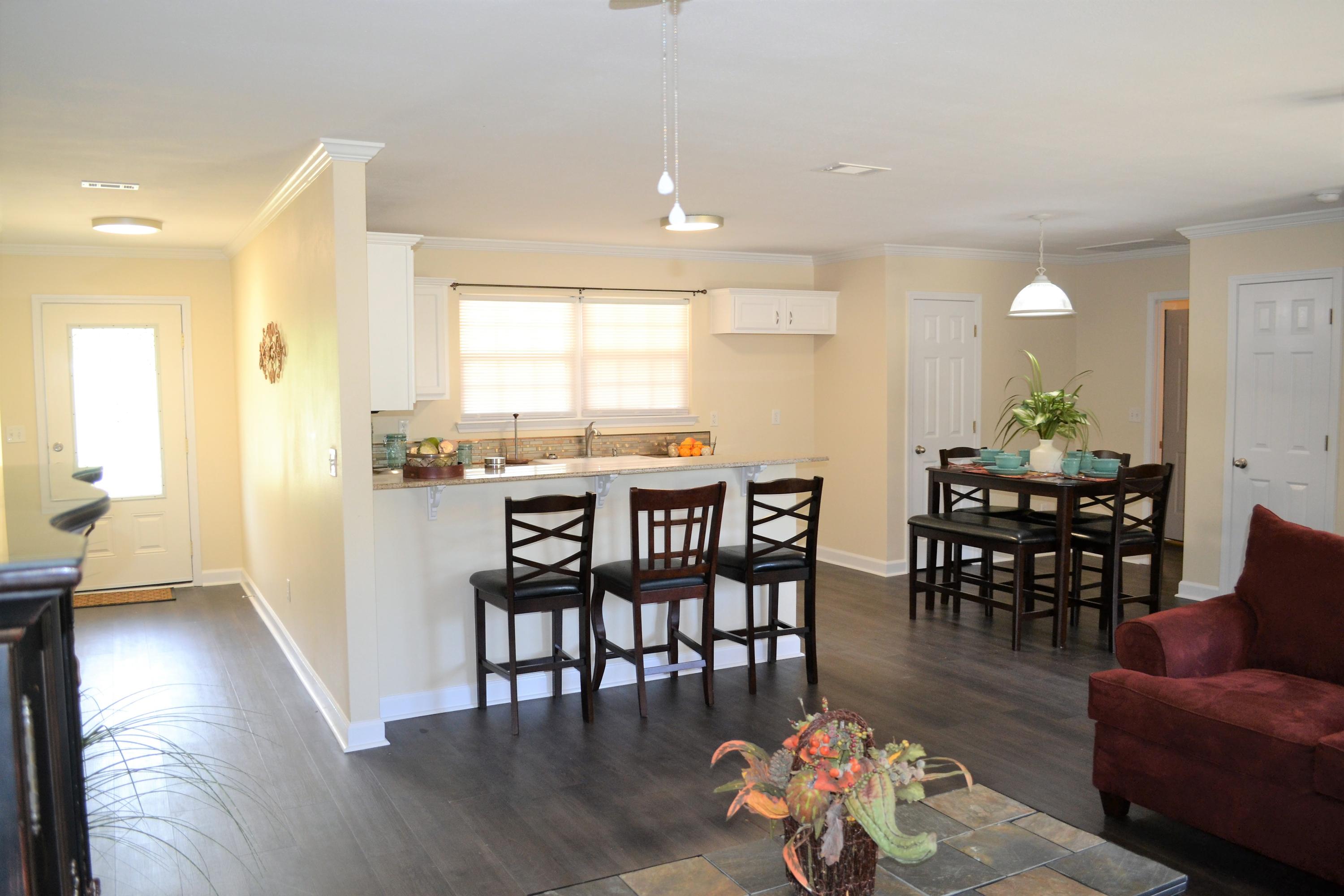 TRIPLE LAKES ESTATES - Residential