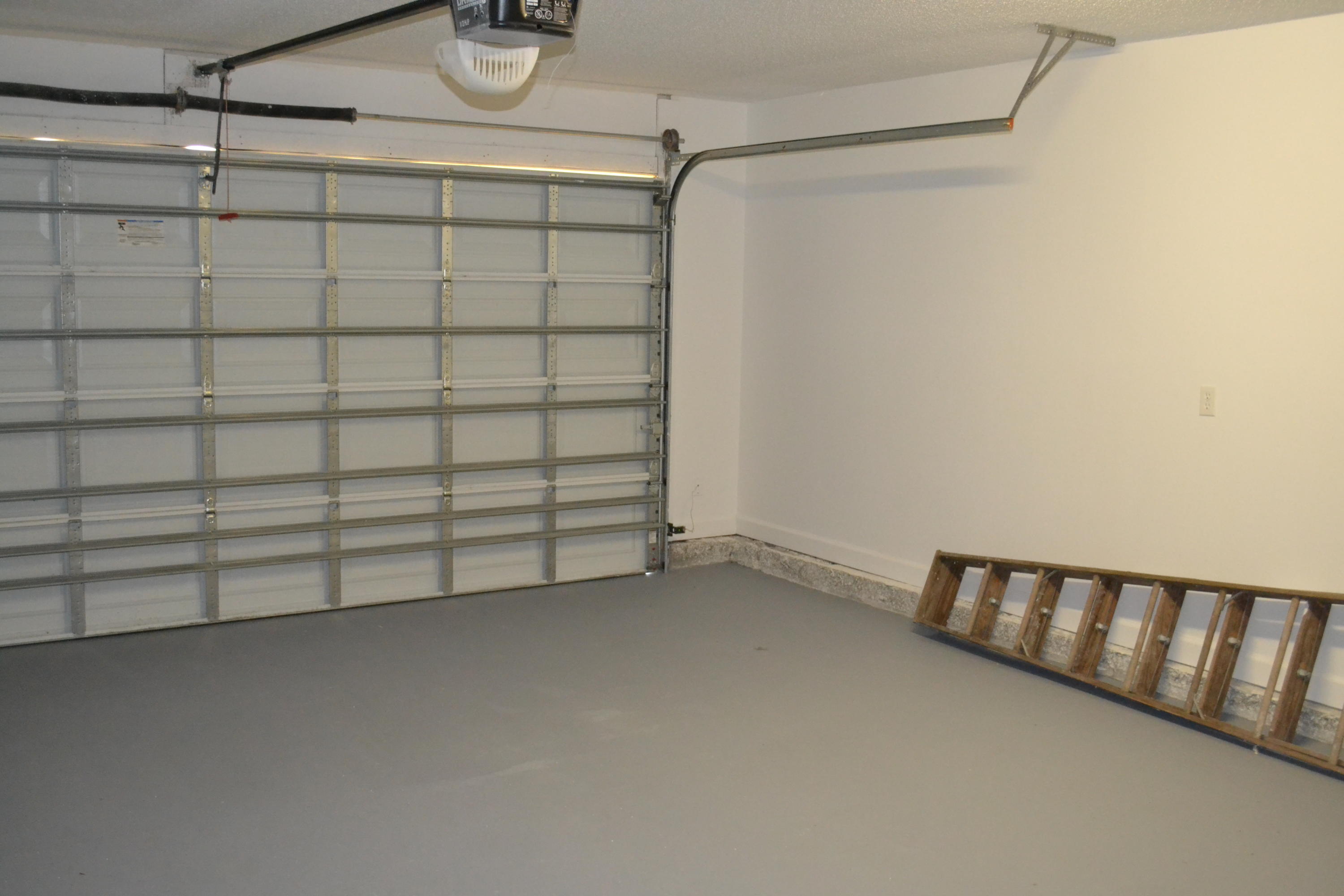 TRIPLE LAKES ESTATES - Residential