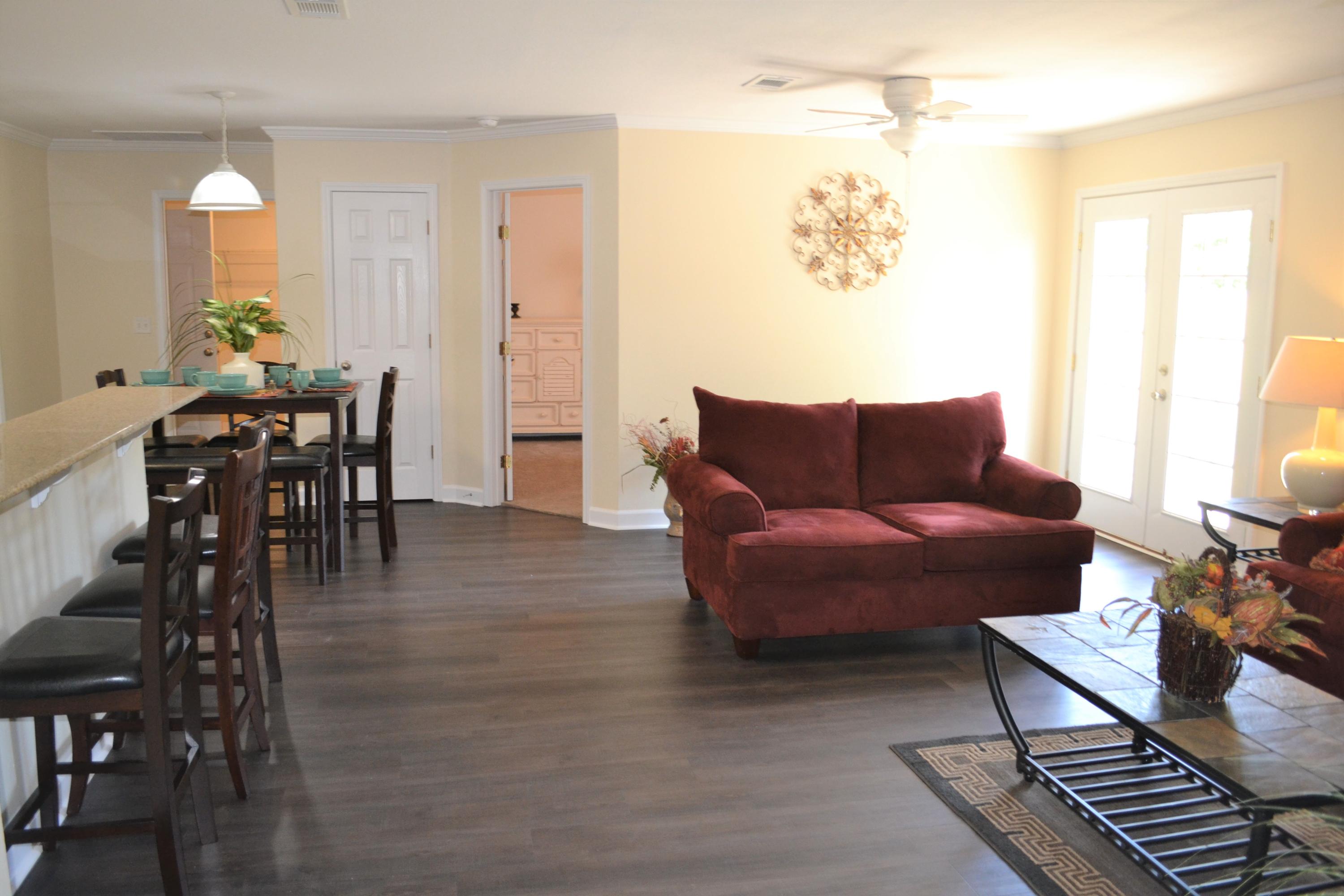 TRIPLE LAKES ESTATES - Residential