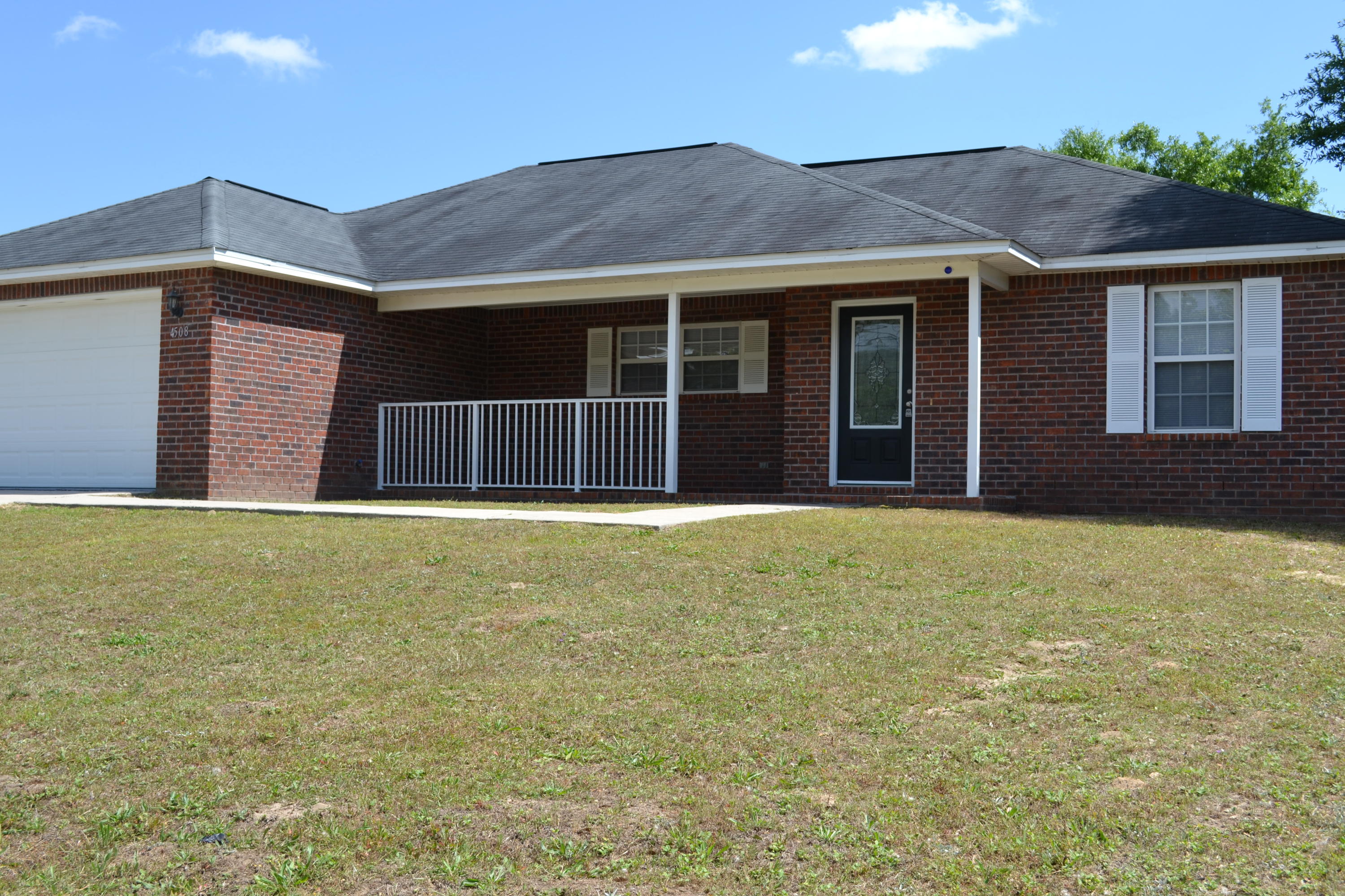 TRIPLE LAKES ESTATES - Residential