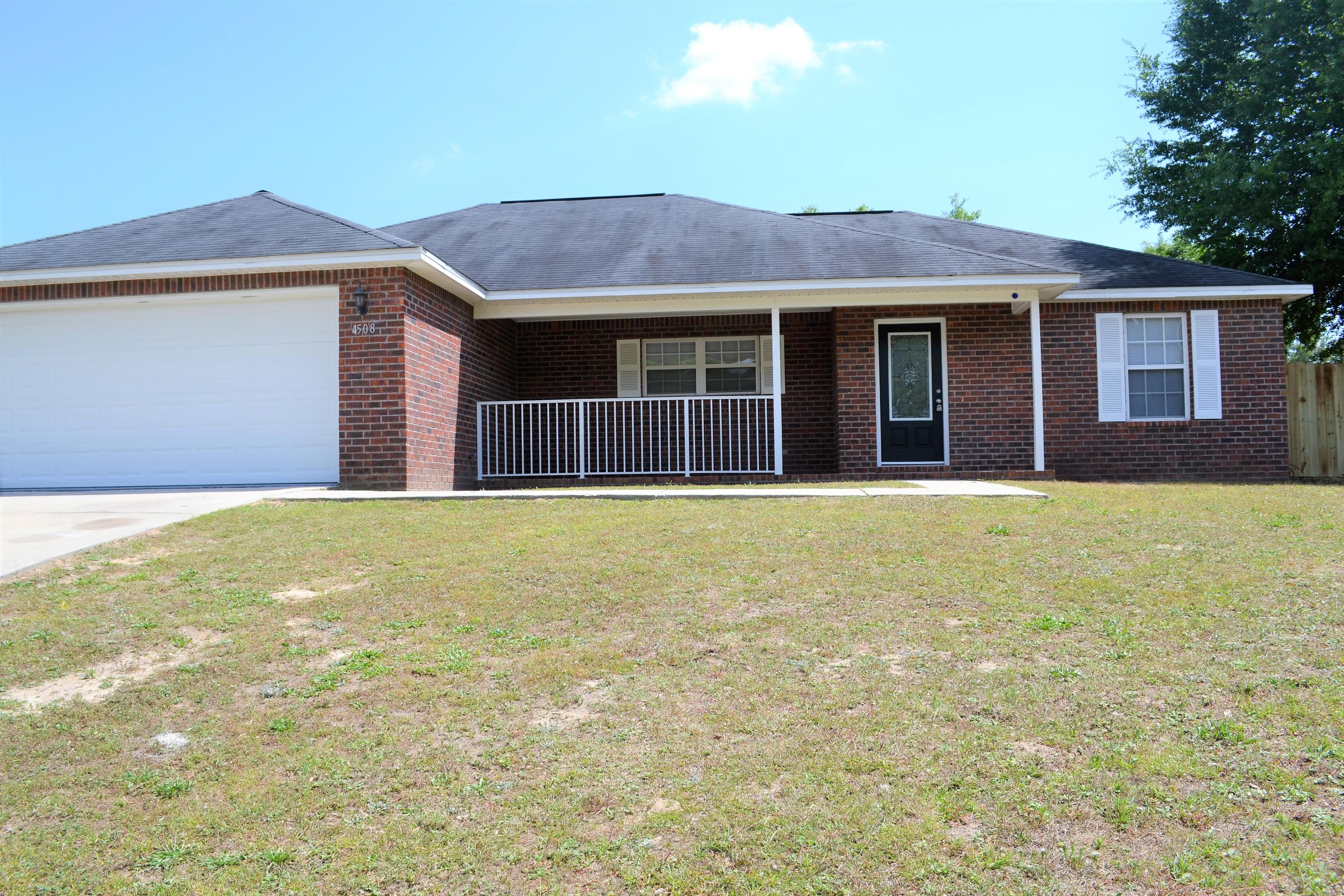 TRIPLE LAKES ESTATES - Residential