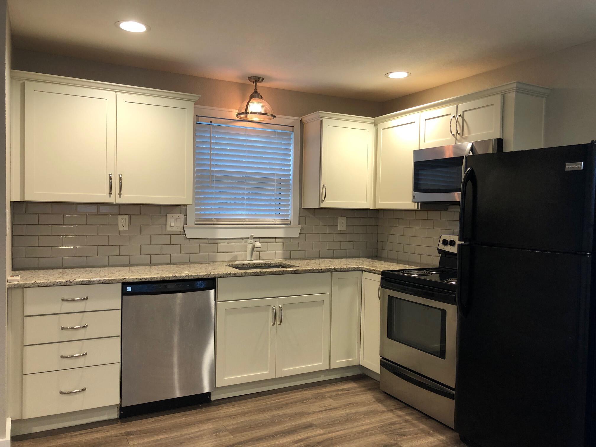 SEABREEZE - Residential Lease