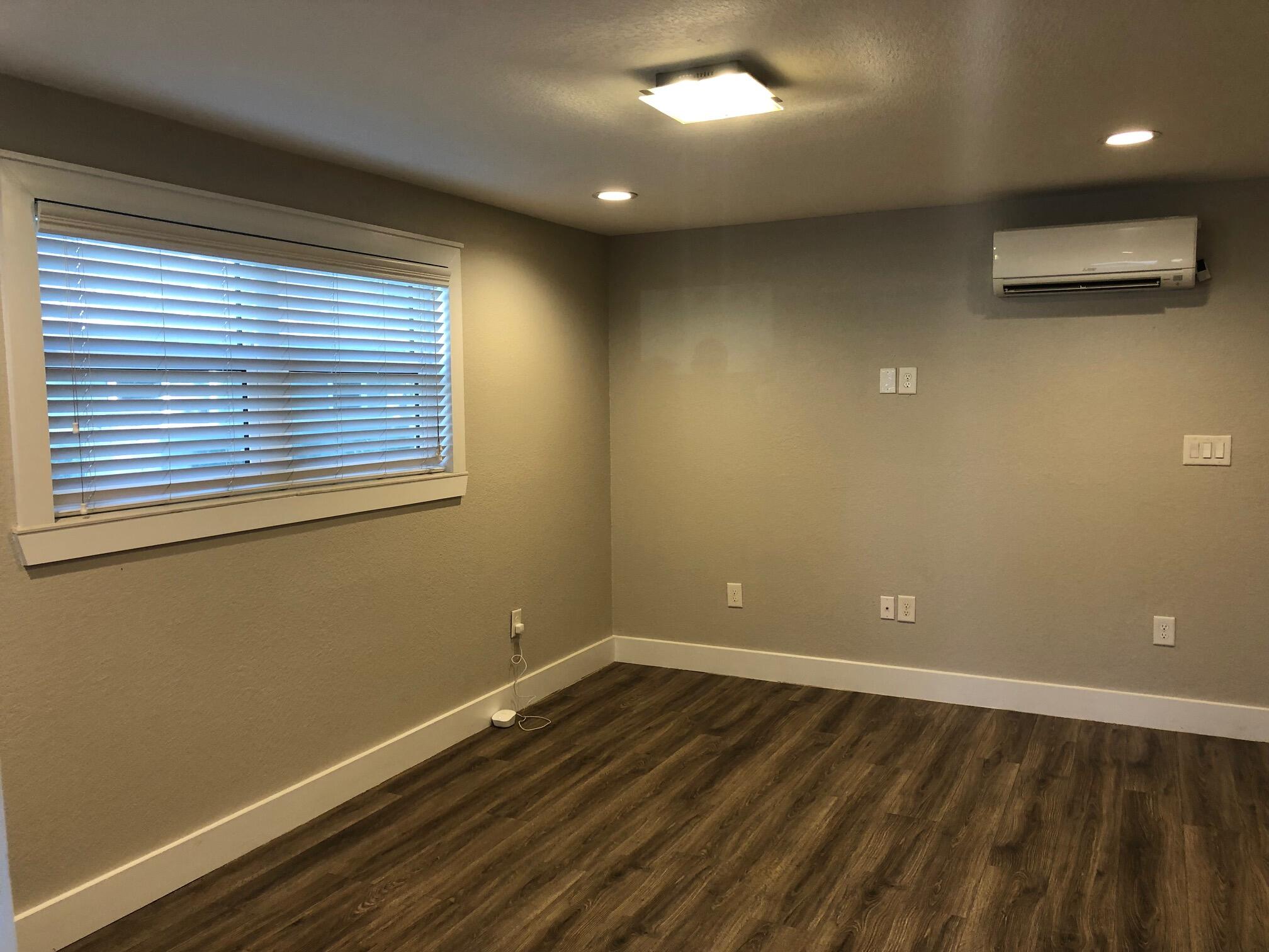 SEABREEZE - Residential Lease