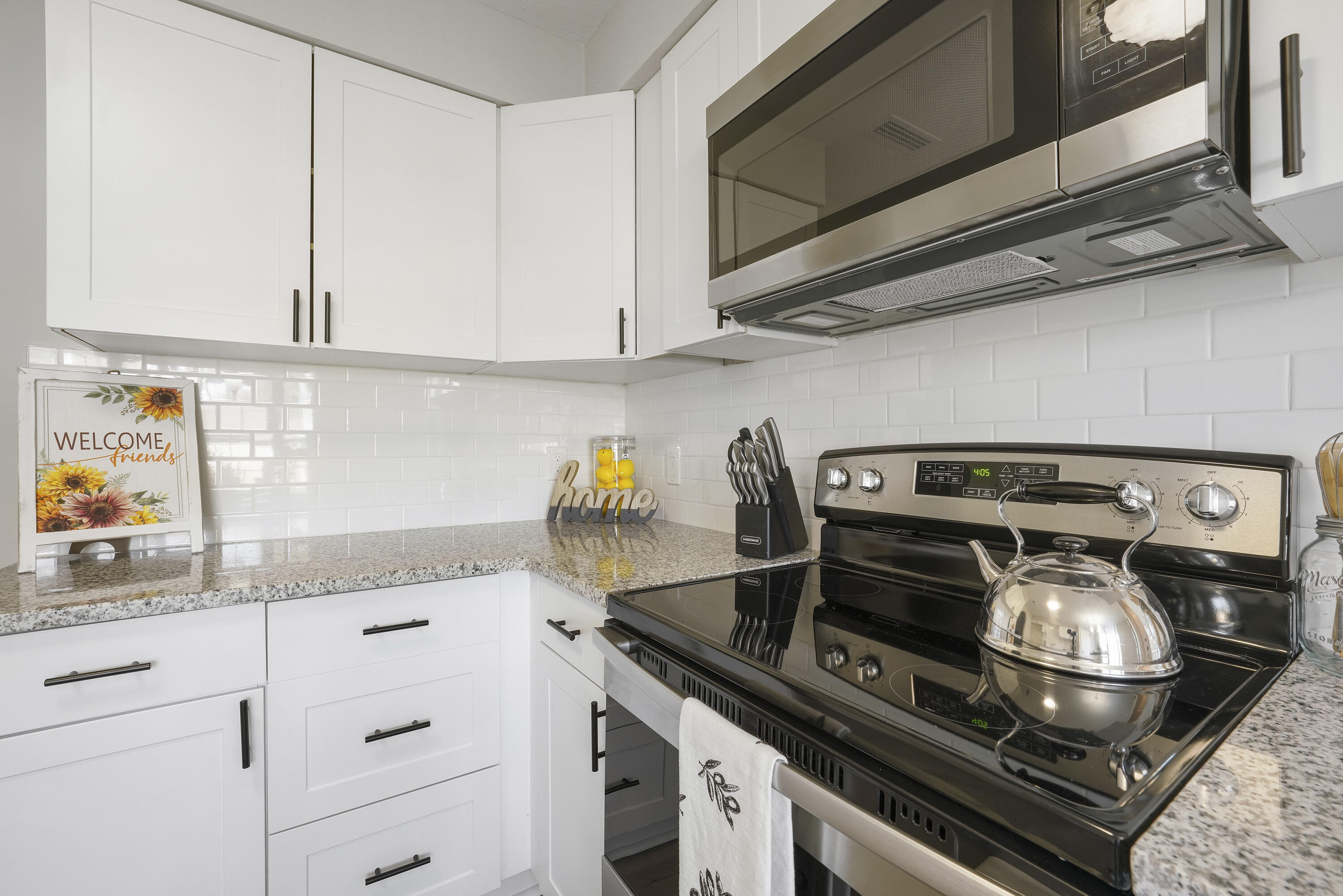 CHATEAU PRES DE LA MER - Residential