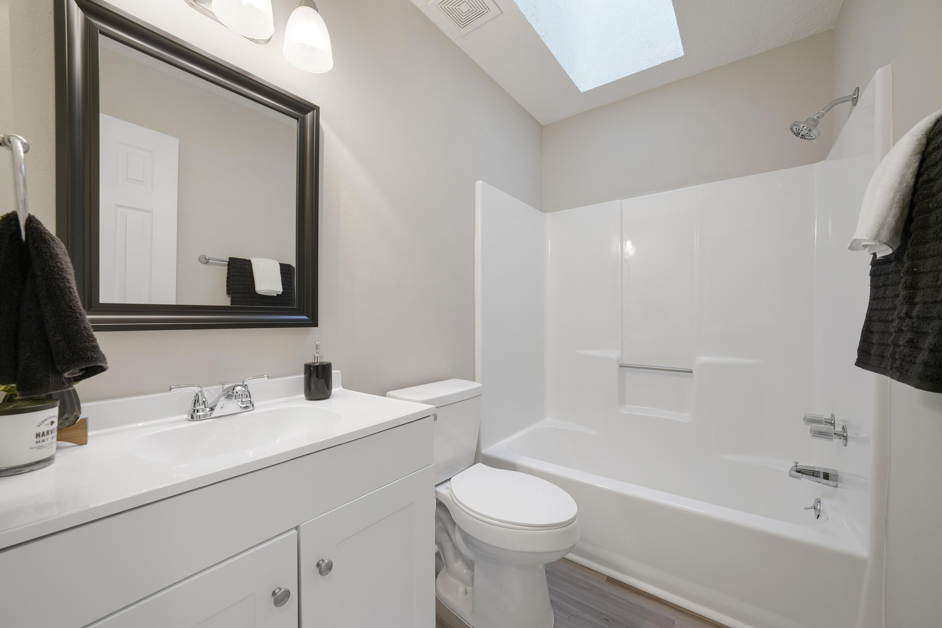 CHATEAU PRES DE LA MER - Residential