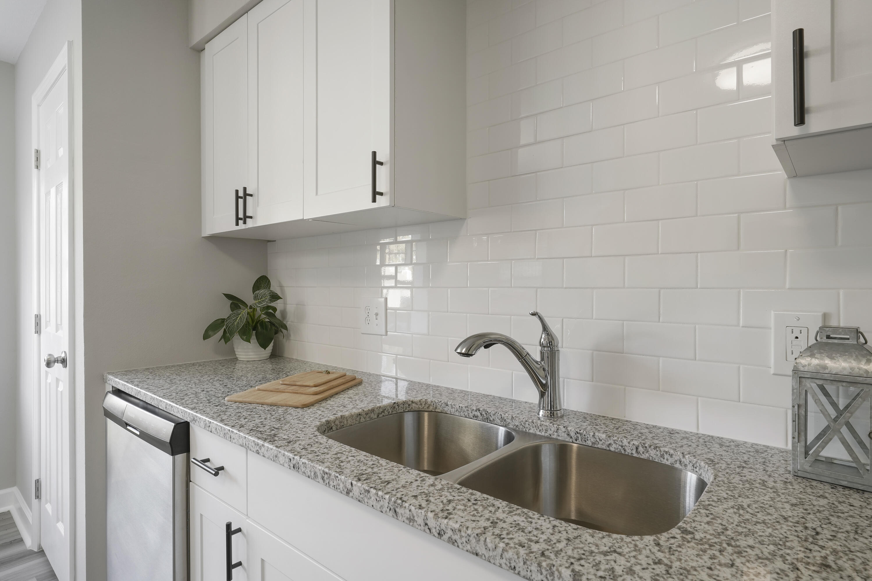 CHATEAU PRES DE LA MER - Residential