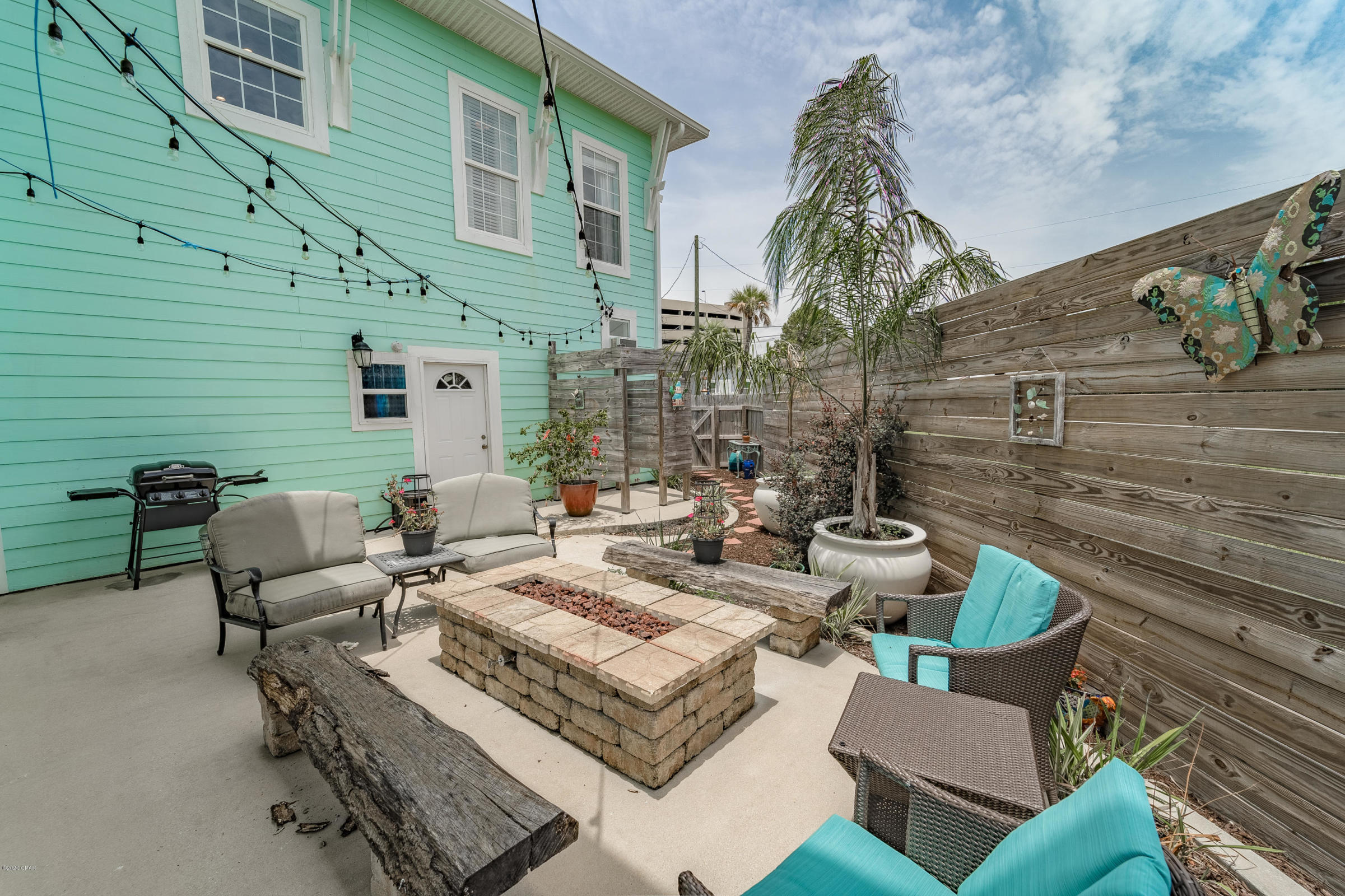 OPEN SANDS - Residential