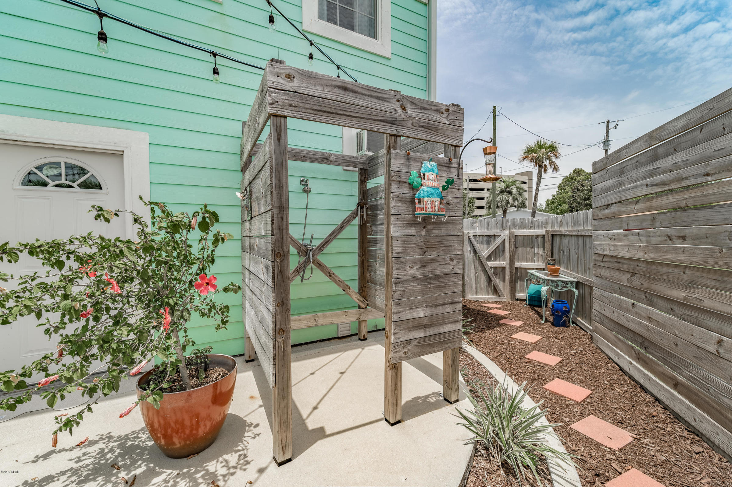 OPEN SANDS - Residential